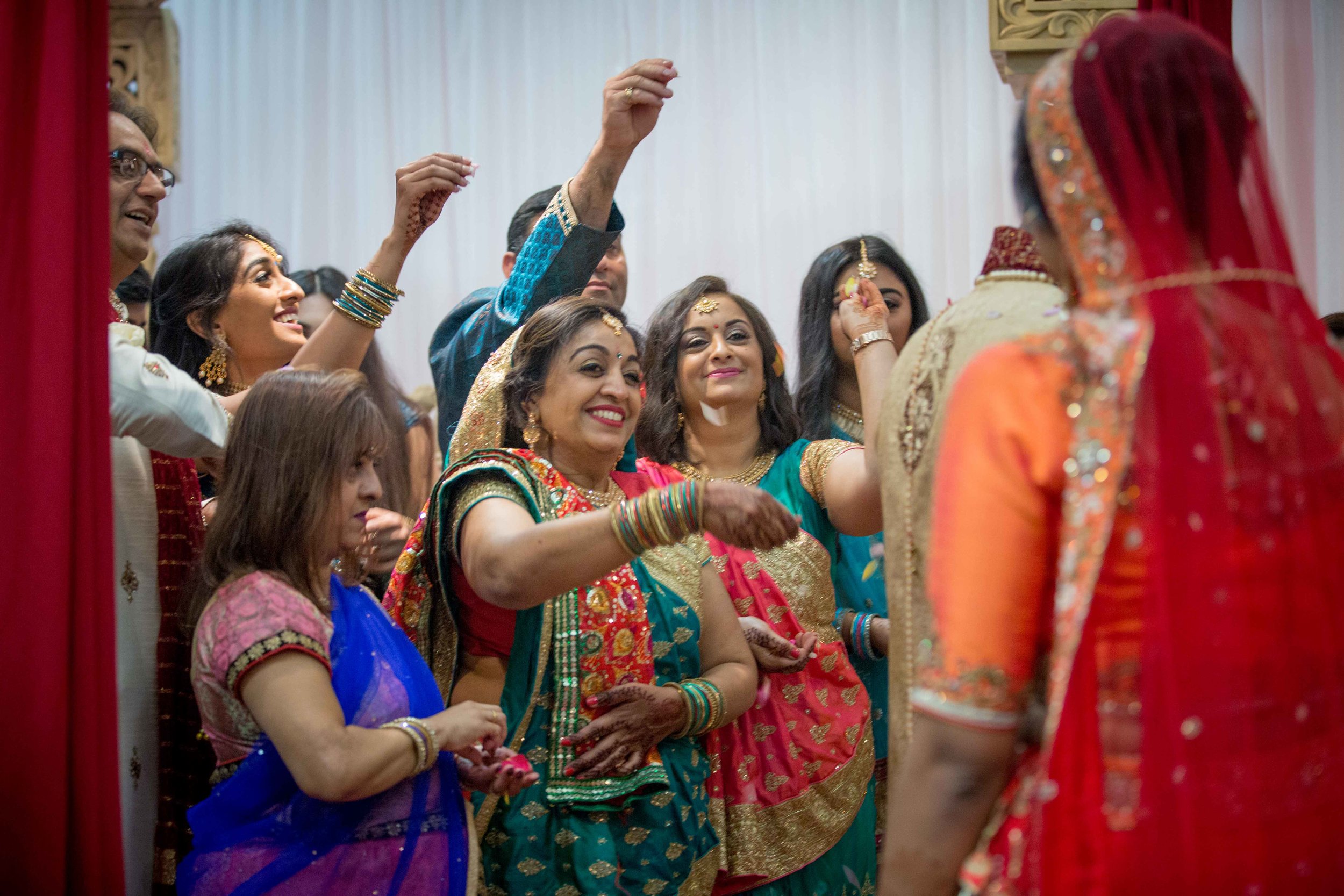 premier-banquetting-london-Hindu-asian-wedding-photographer-natalia-smith-photography-27.jpg