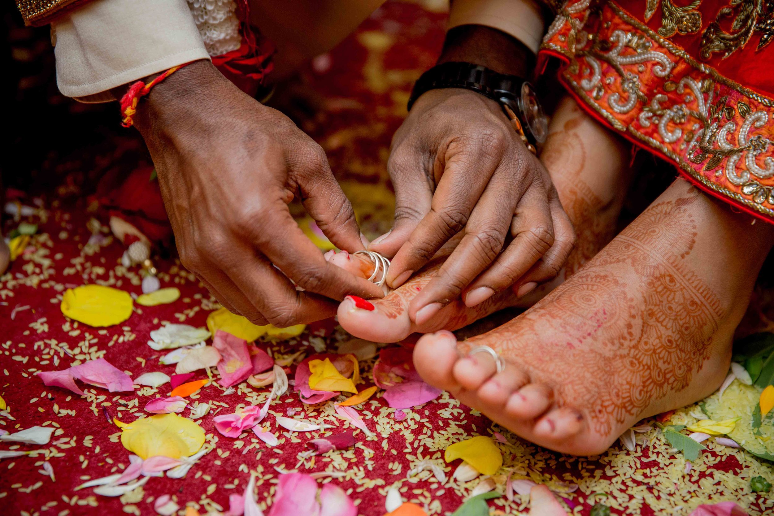 premier-banquetting-london-Hindu-asian-wedding-photographer-natalia-smith-photography-38.jpg