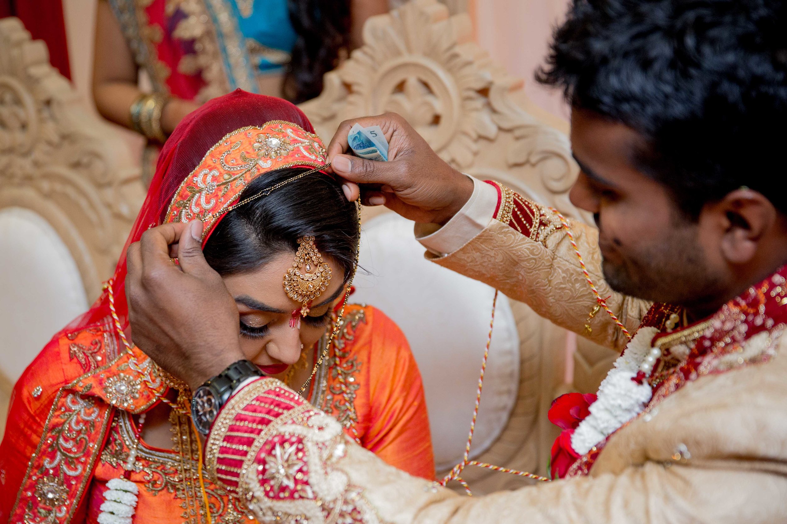 premier-banquetting-london-Hindu-asian-wedding-photographer-natalia-smith-photography-39.jpg