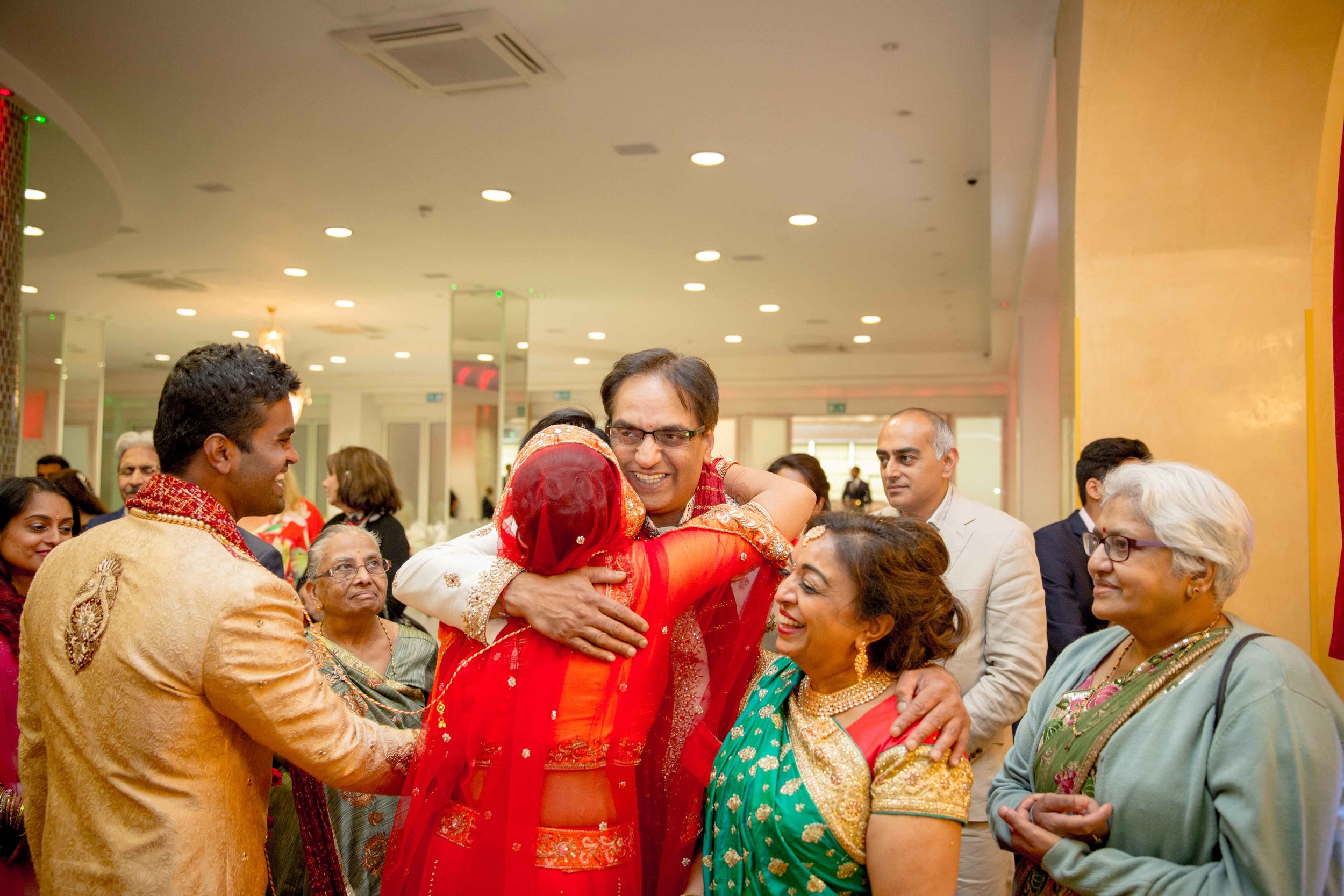 premier-banquetting-london-Hindu-asian-wedding-photographer-natalia-smith-photography-46.jpg