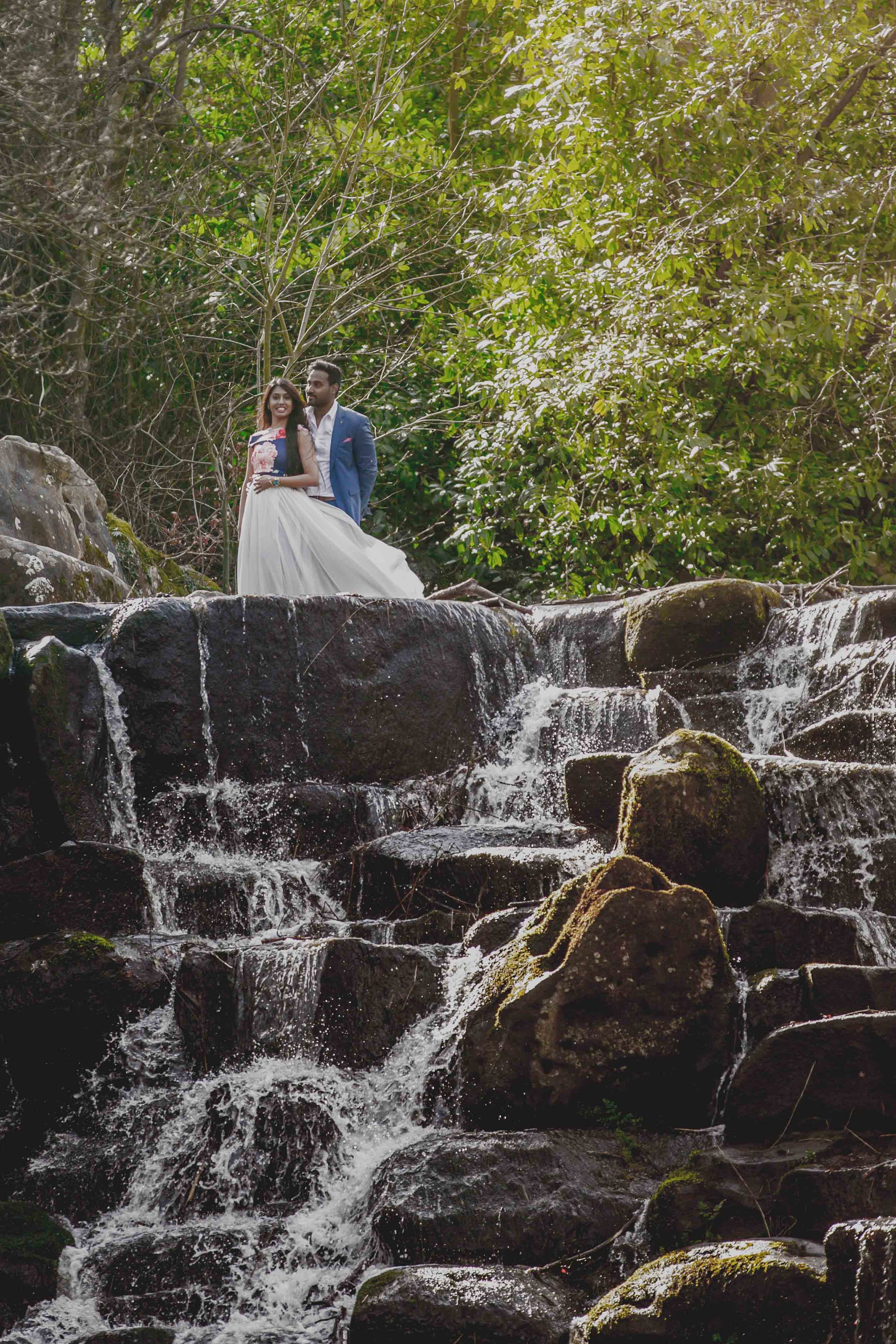 Virginia-waters-windsor-pre-wedding-waterfall-engagement-shoot-female-asian-wedding-photographer-natalia-smith-photography-8.jpg