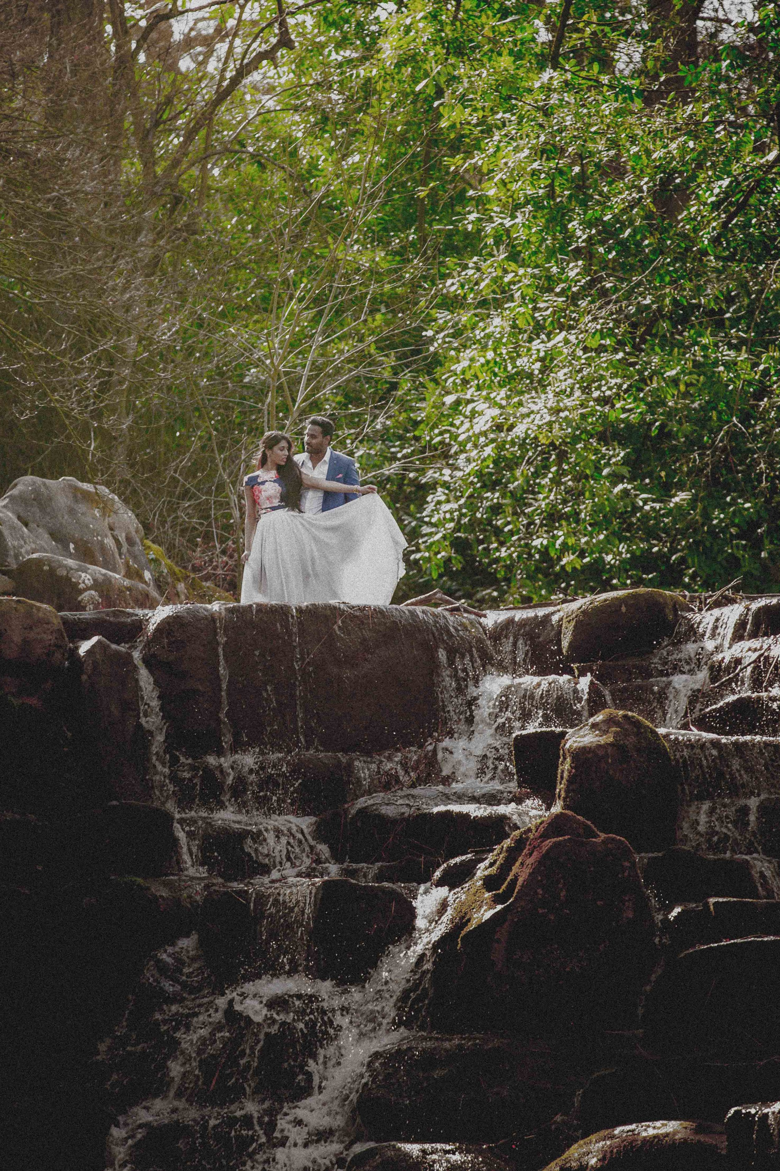 Virginia-waters-windsor-waterfall-pre-wedding-engagement-shoot-female-asian-wedding-photographer-natalia-smith-photography-7.jpg