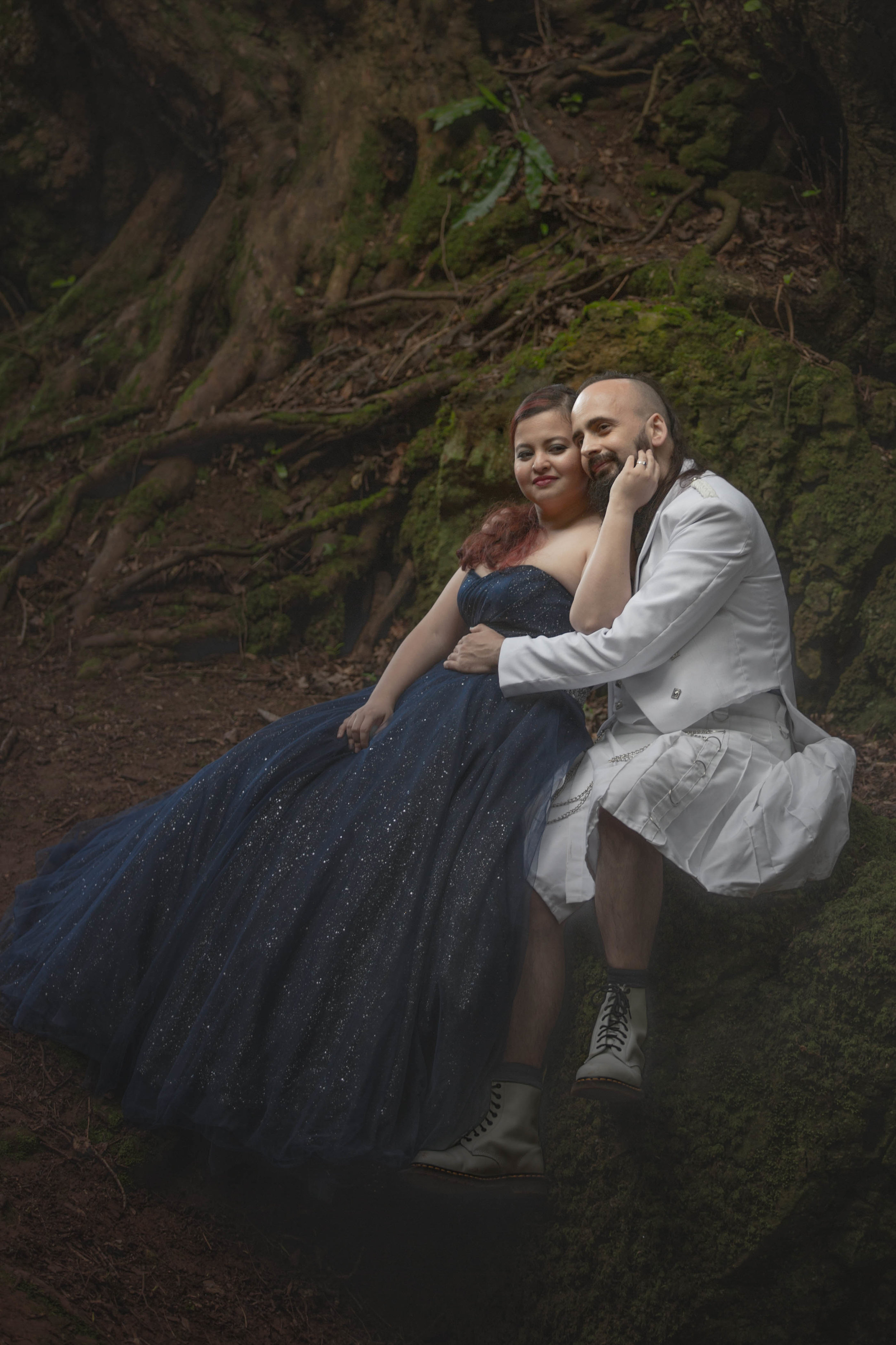 Puzzlewood-fairytale-fairy-forest-wood-prewedding-photoshoot-star-wars-couple-shoot-asian-wedding-photographer-natalia-smith-photography-9.jpg