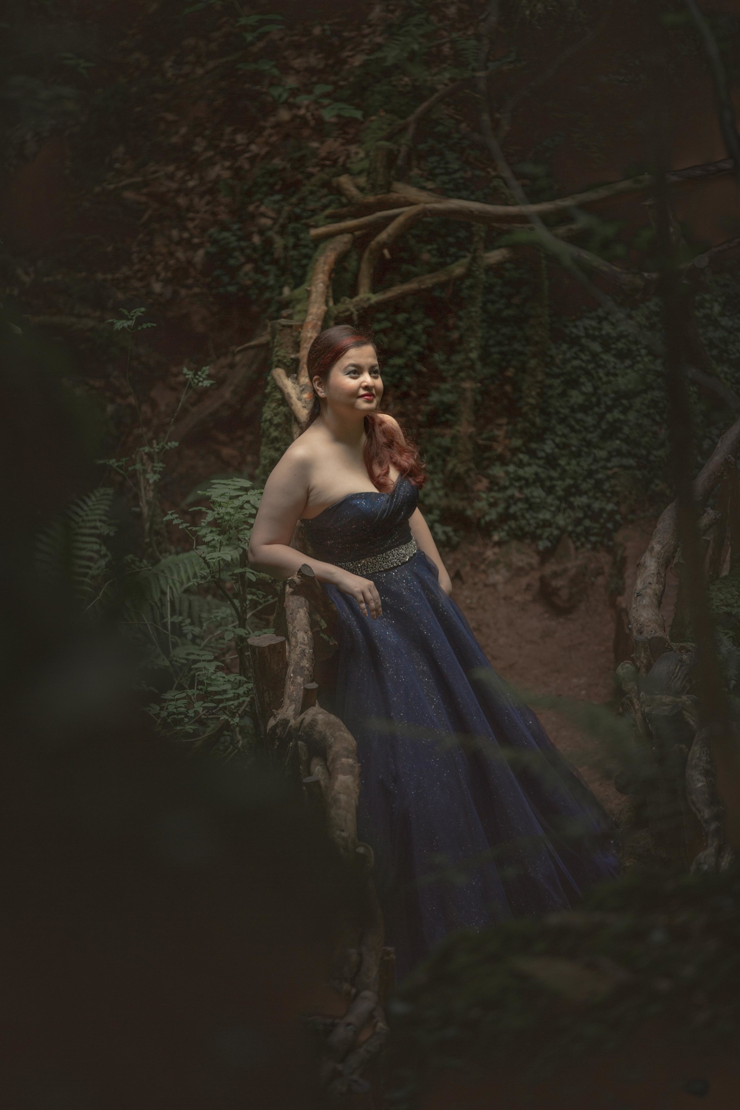 Puzzlewood-fairytale-fairy-forest-wood-prewedding-photoshoot-star-wars-couple-shoot-asian-wedding-photographer-natalia-smith-photography-6.jpg