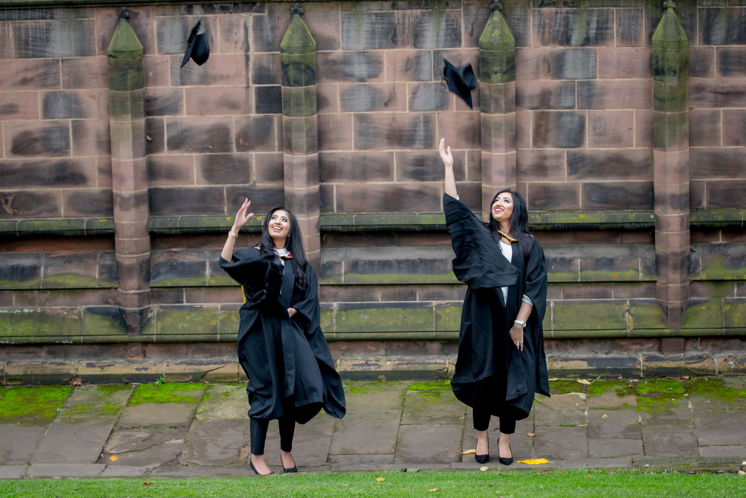chester-university-graduation-ceremony-photography-photoshoot-graduation-photographer-Bristol-London-Cardiff-Birmingham-Chester-Natalia-smith-photography-5.jpg