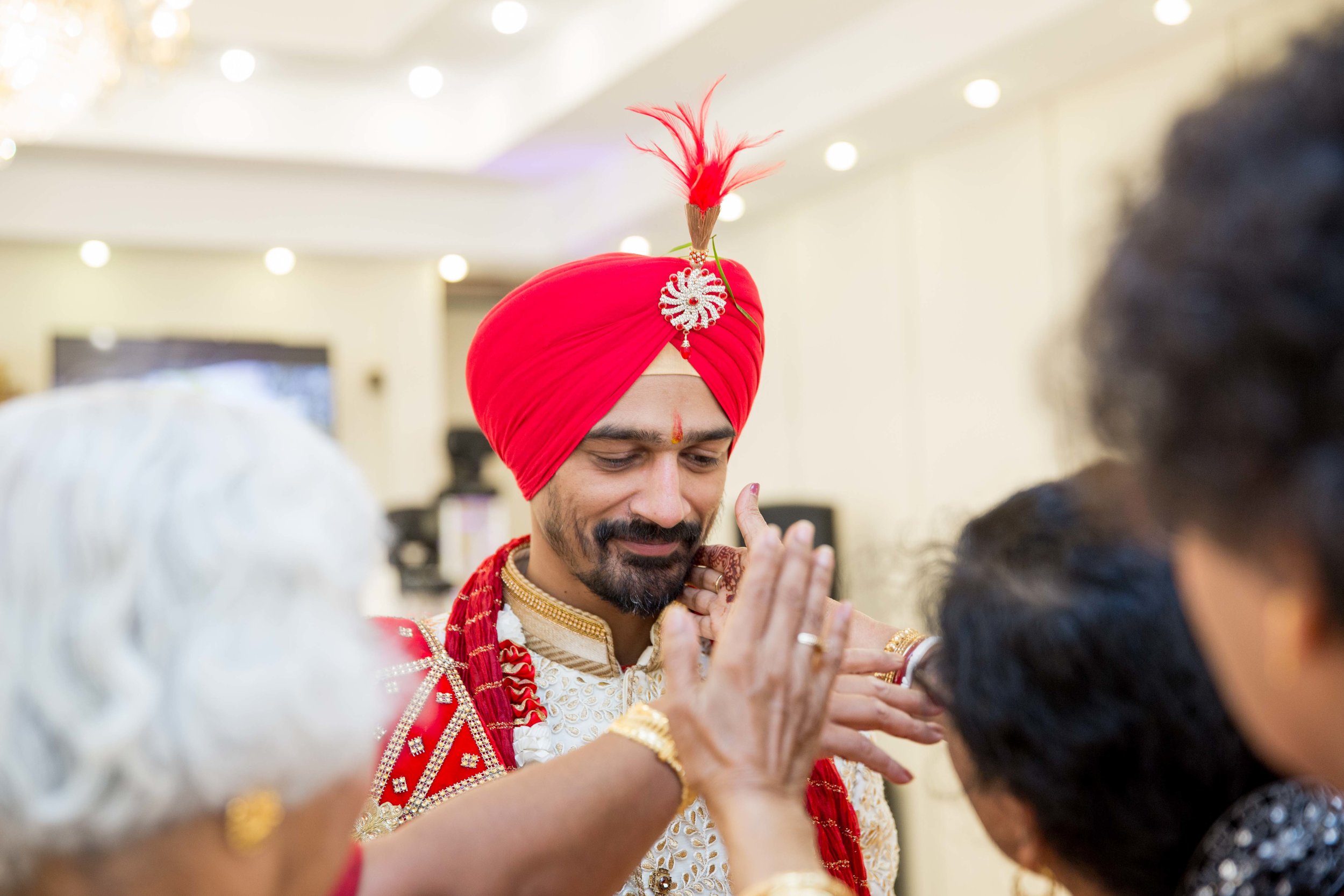 ramada-park-hall-hotel-birmingham-wolverhampton-hindu-wedding-asian-wedding-photography-natalia-smith-photography-18.jpg