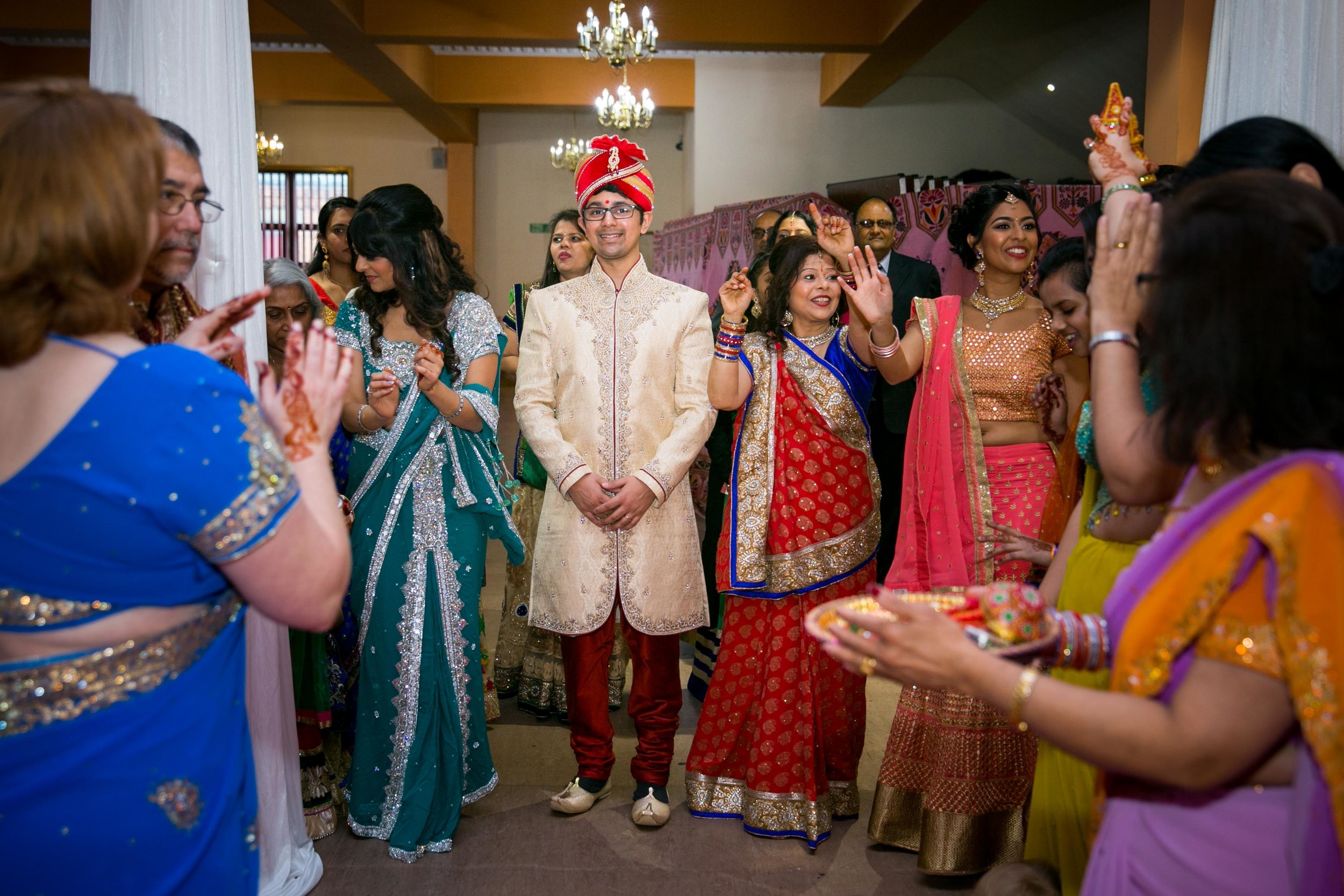 asian-Hindu-wedding-photographer-birmingham-abbey-park-leicester-natalia-smith-photography-28.jpg