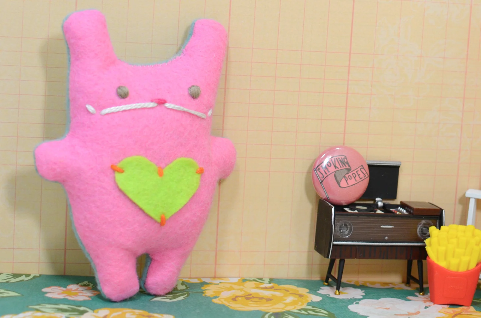 04.SMALL-BubblegumBriteGreenHeart01.jpg