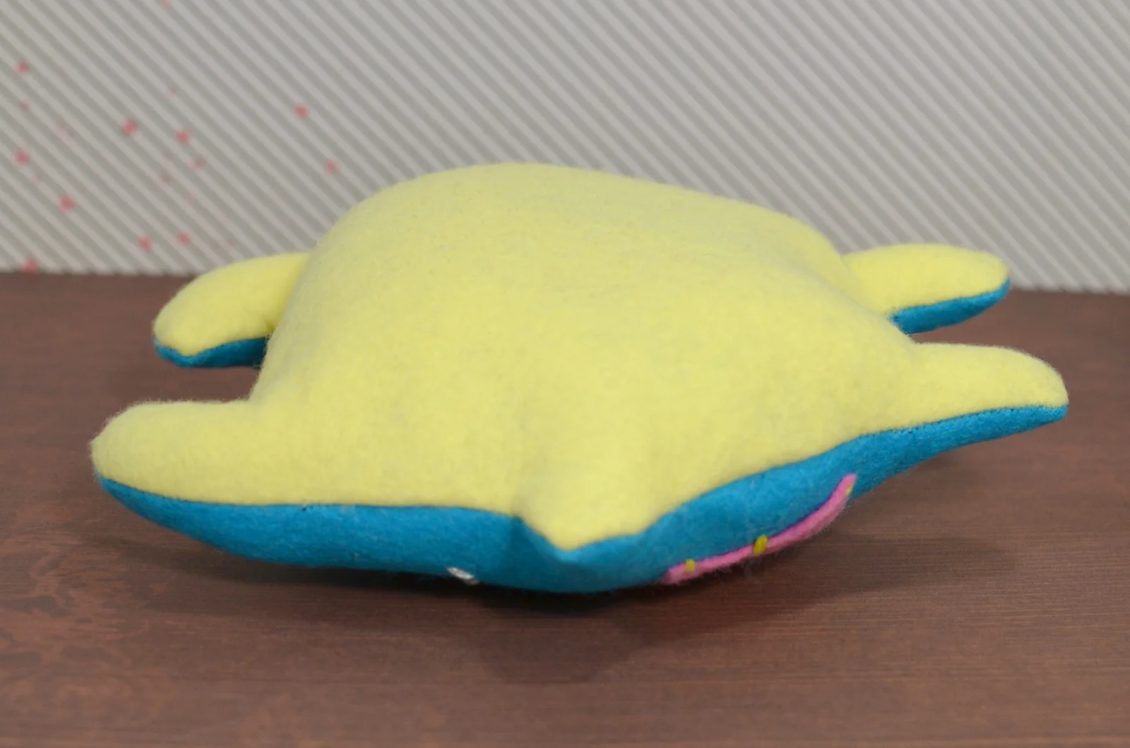 01.MED-LightBlue-PinkStar07.jpg