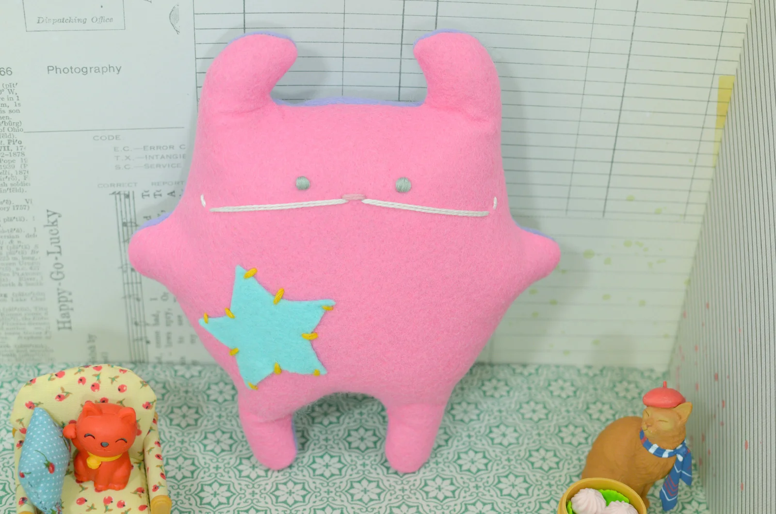 01.MED-Pink-BlueStar06.jpg