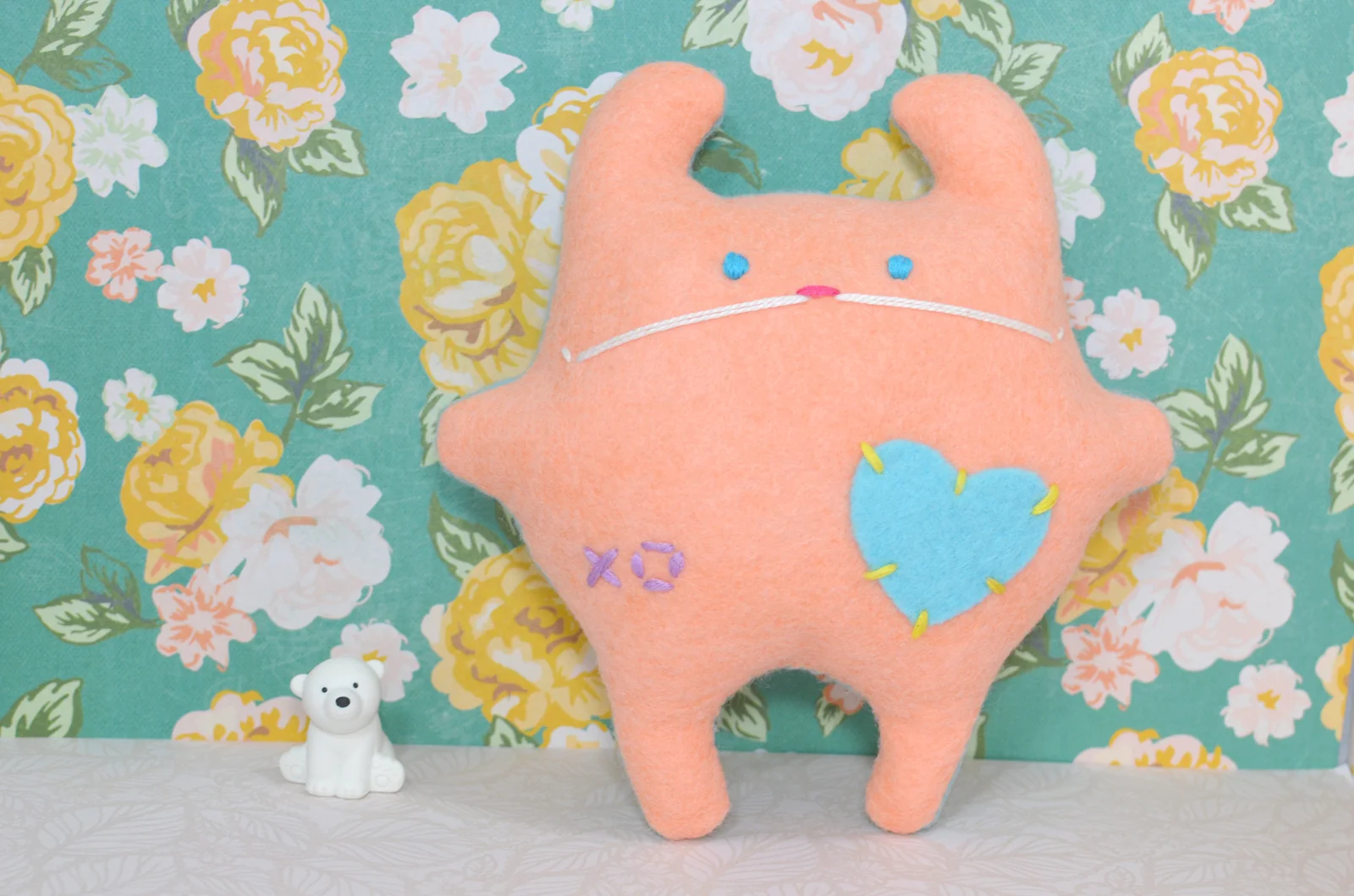 02.MED-PeachBlueHeart03.jpg