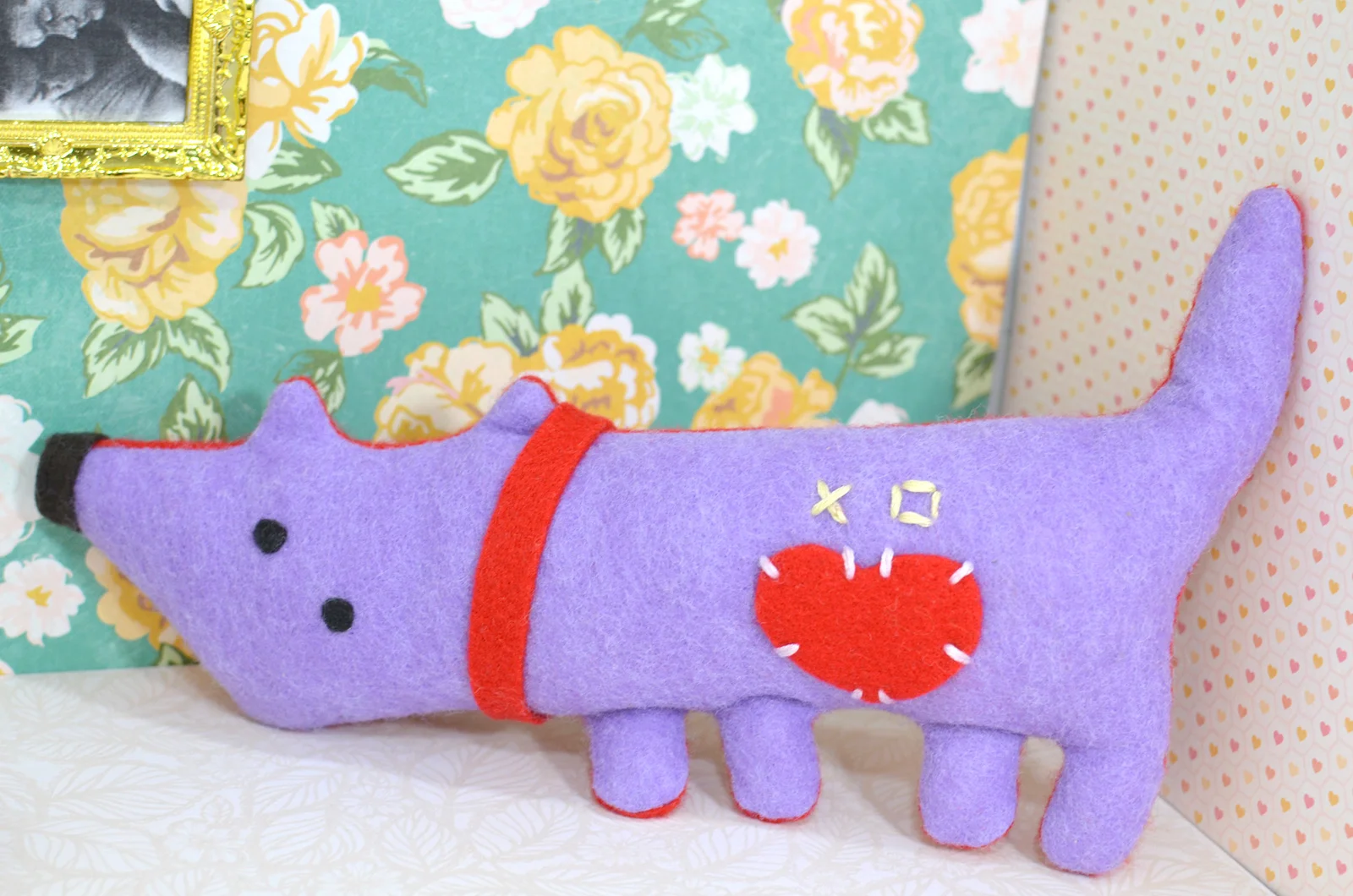 01.DOG-PurptRedHeart07.jpg
