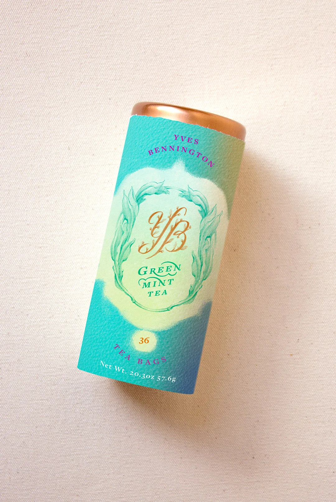 Vintage-inspired, Green mint tea packaging. Illustration and design by Laura Dreyer.