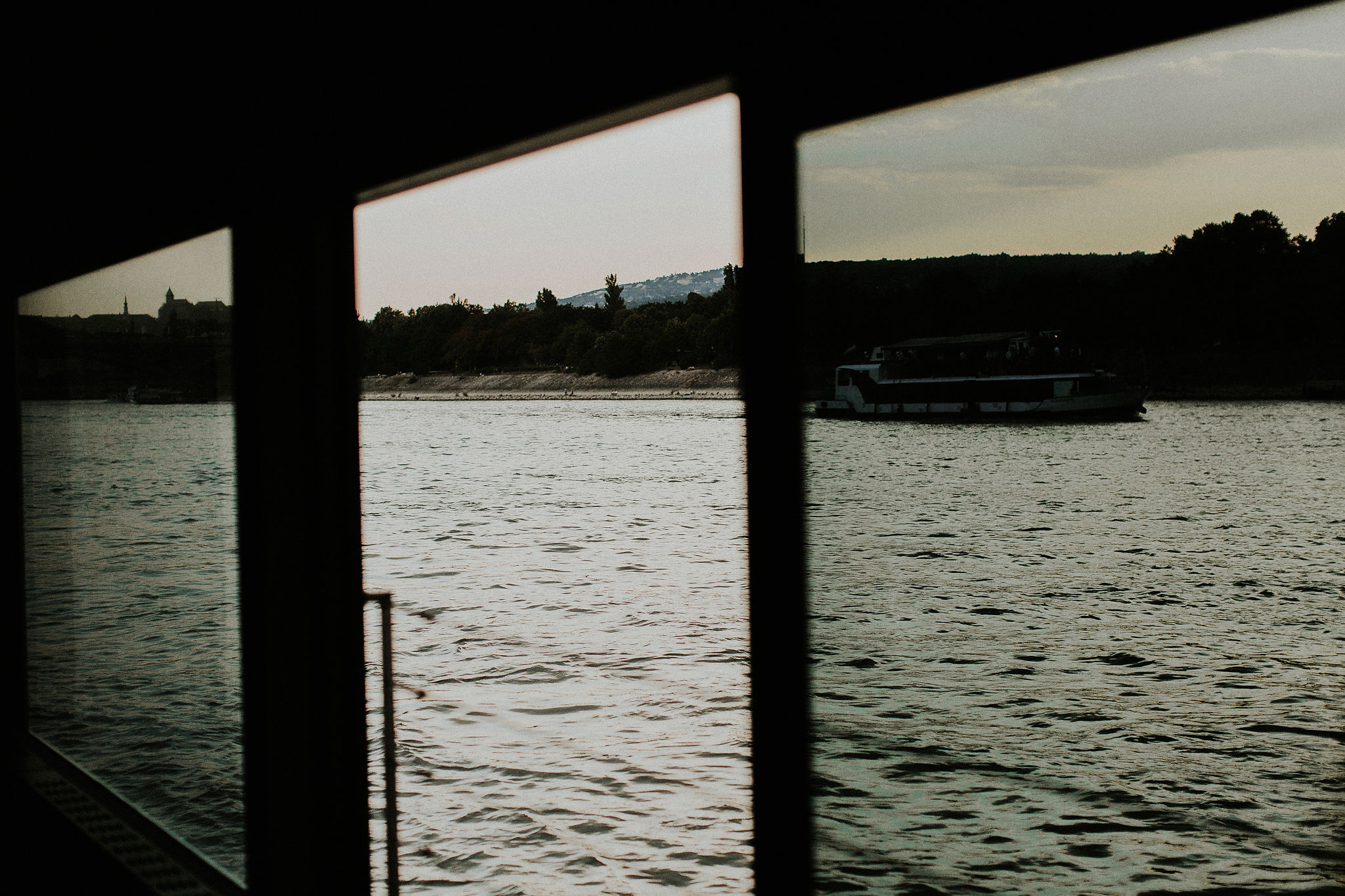 Sandra+Benjamin_boat_small_007.jpg