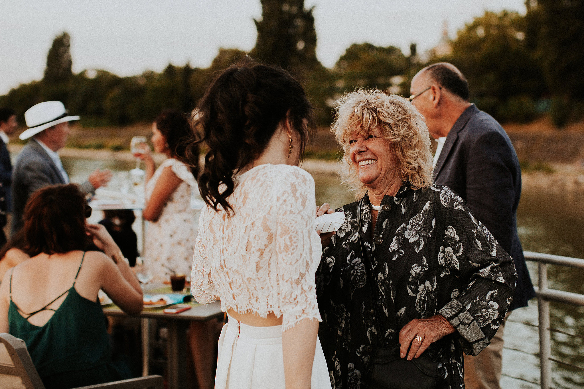 Sandra+Benjamin_boat_small_068.jpg