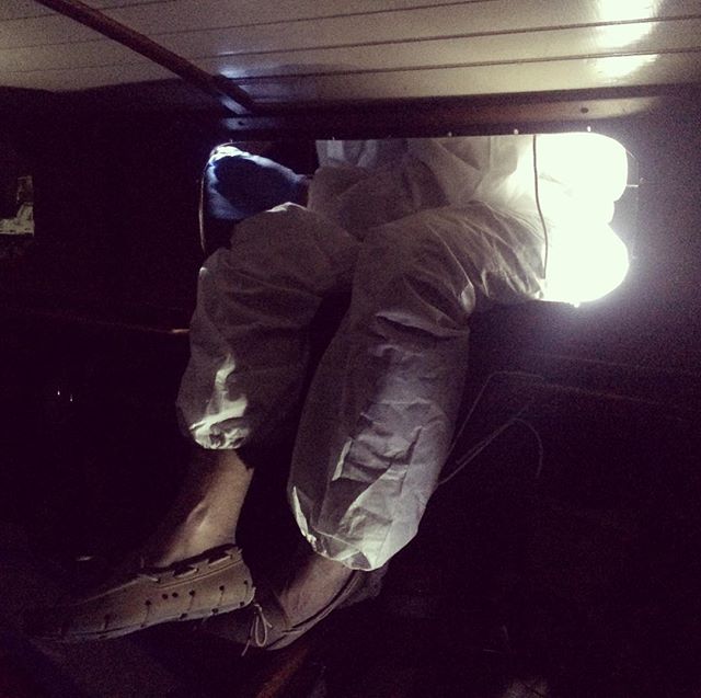 Working the night shift. #lookintomydeadlights
#boatwork #newwindows #diy