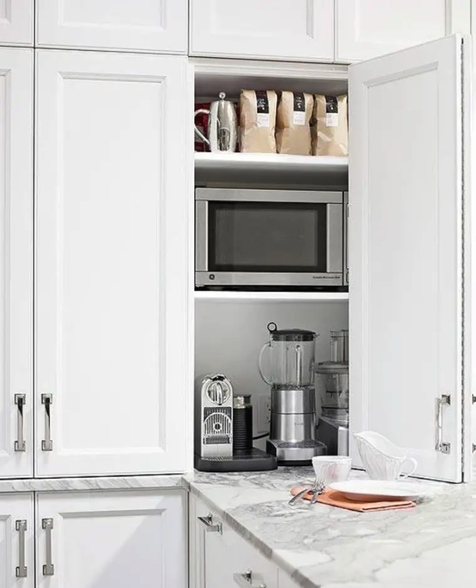 APPLIANCE GARAGE