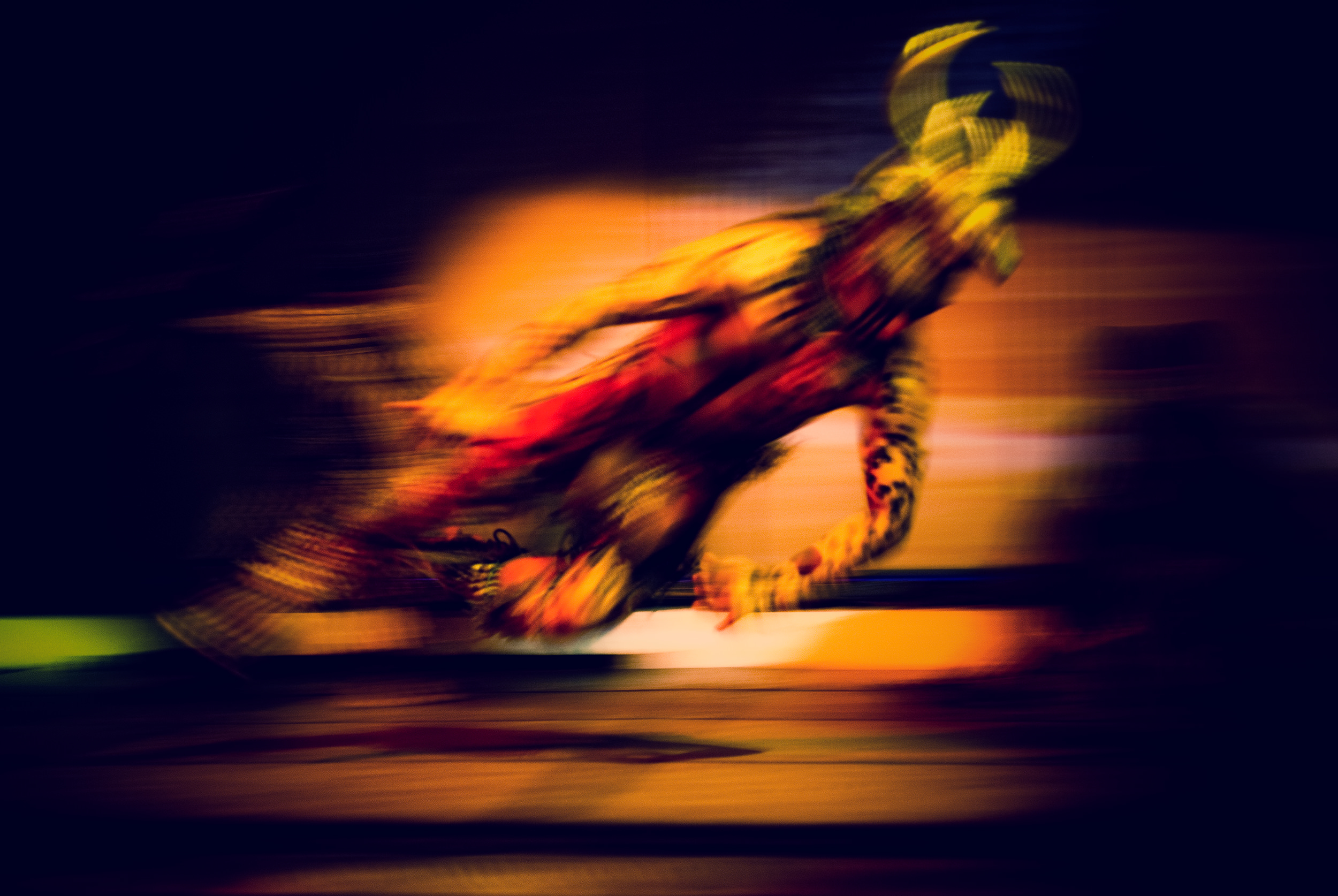 wojtek-jakubiec-photographer-montreal-mayan-mexico-documentary-Mayan-showman.jpg