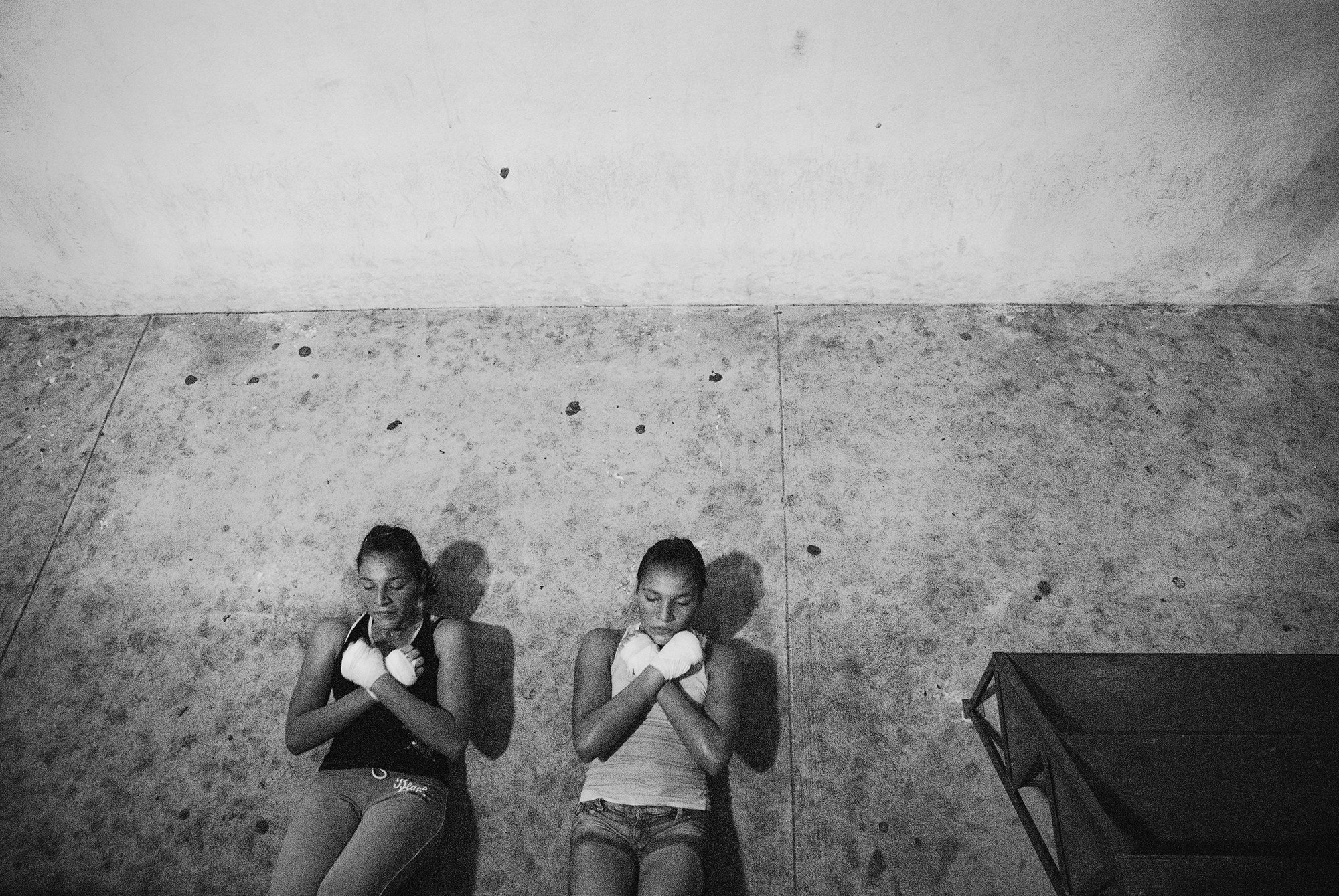  Twin sisters always training together. 