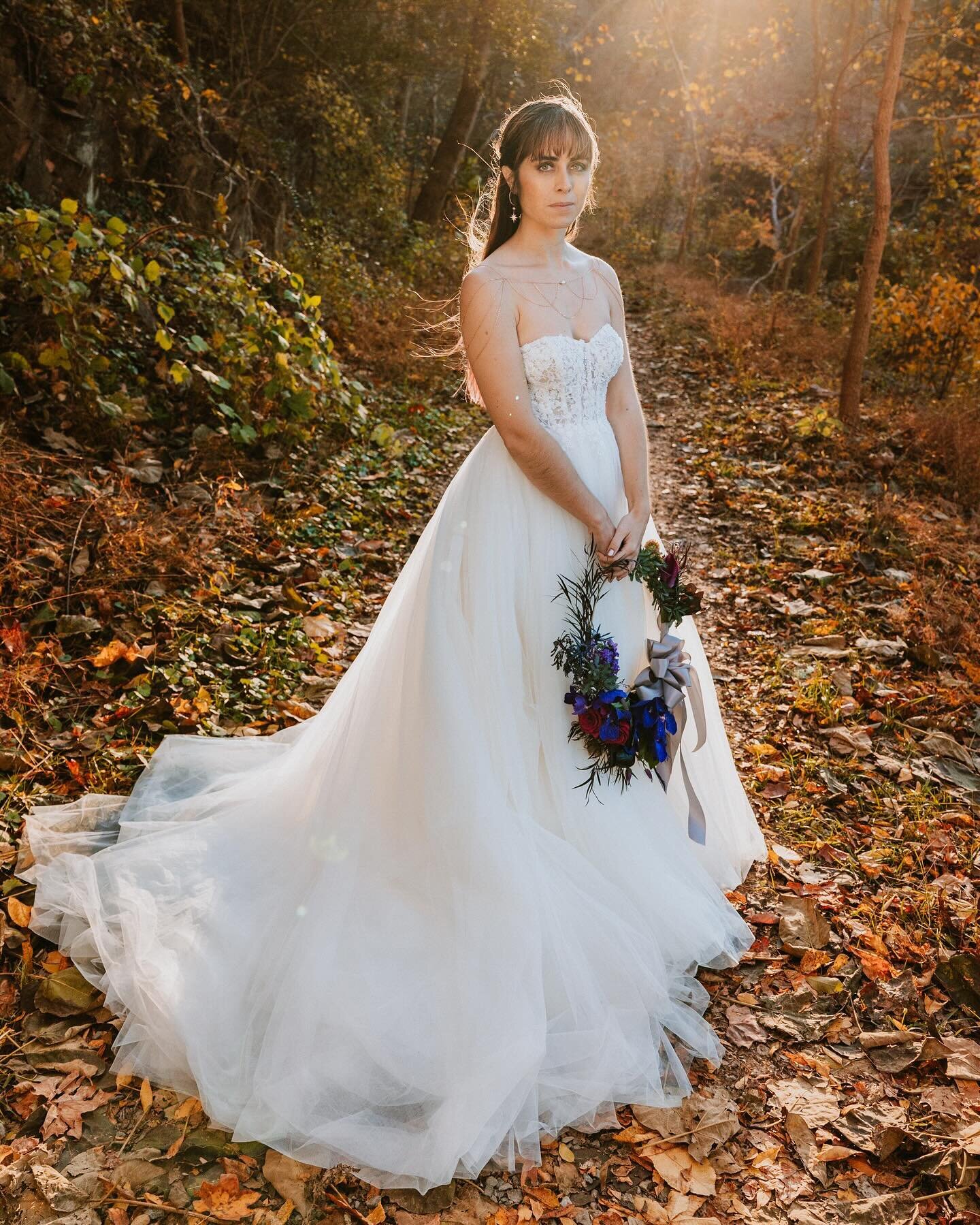 Julianne

#ussberylianne 

Wedding Team: 
👰🏻 @ayunanana
-boutique: @missrubyboutique 
-dress:  @morileeofficial
-earrings: White Peony
-shoes: @shop.kaileep 
👰🏼@berylbumbles:
-dress: @wtoowatters 
-jewelry: @petitedelights
-shoes: @sodancausa 
-s