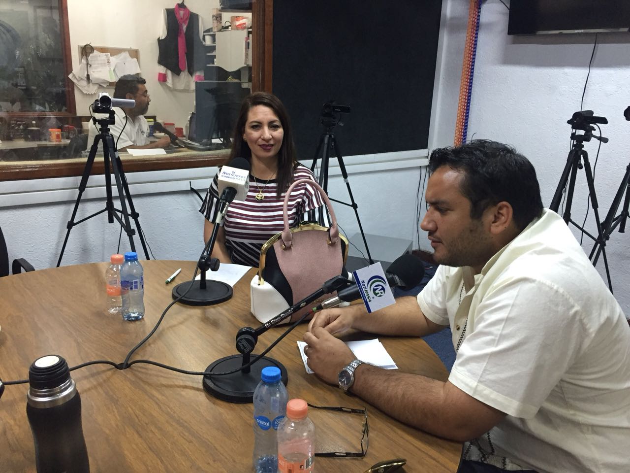 Morena. Alpha Tavera y Enrique Ayora