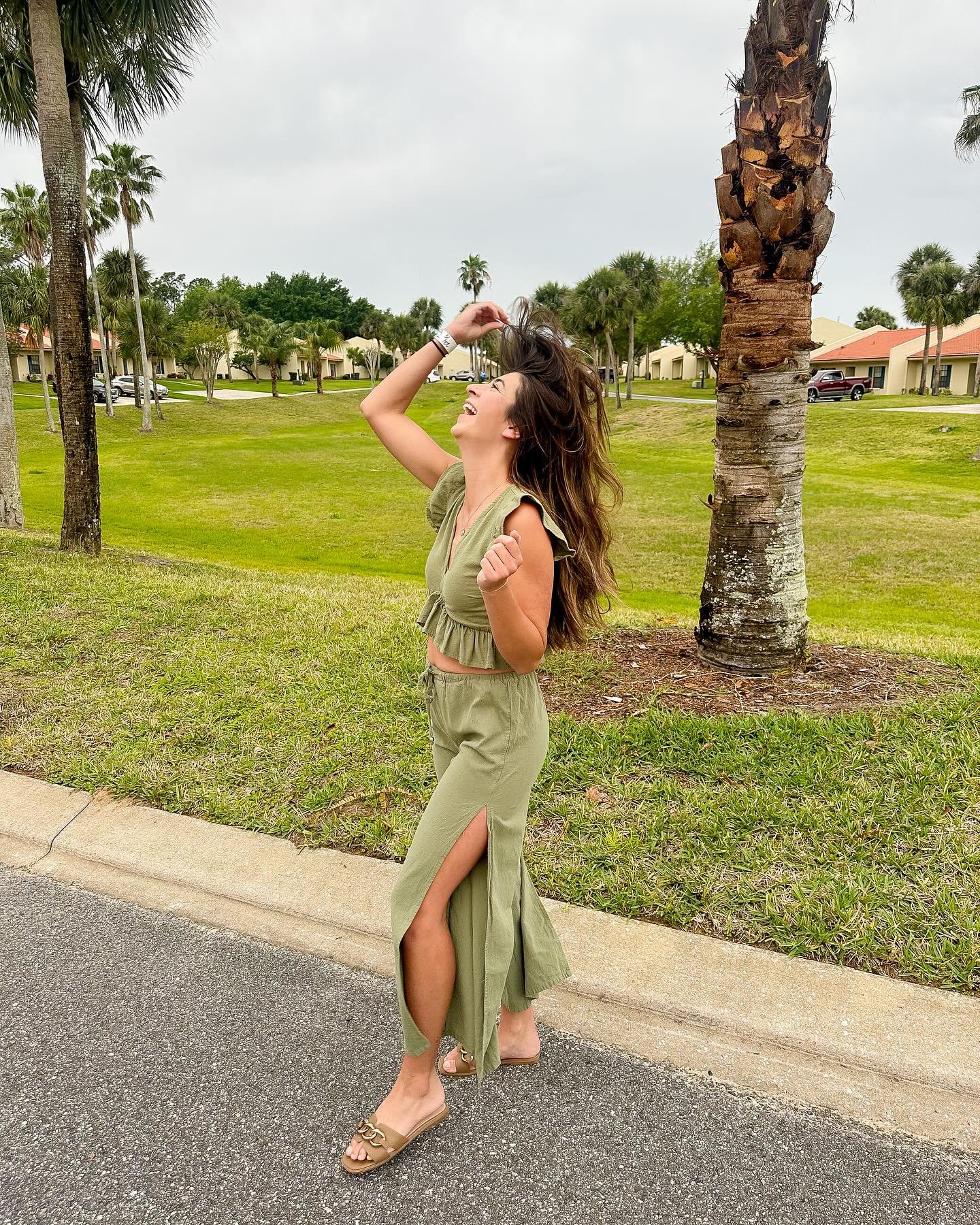 Took a break from insta and it felt the way I look in this pic. AMAZING! 

Comment where you&rsquo;re headed this year for vaca?? 

Shop this outfit using the link in my bio or using this link: https://liketk.it/4DmyO #ltktravel #floridaoutfit #vacat