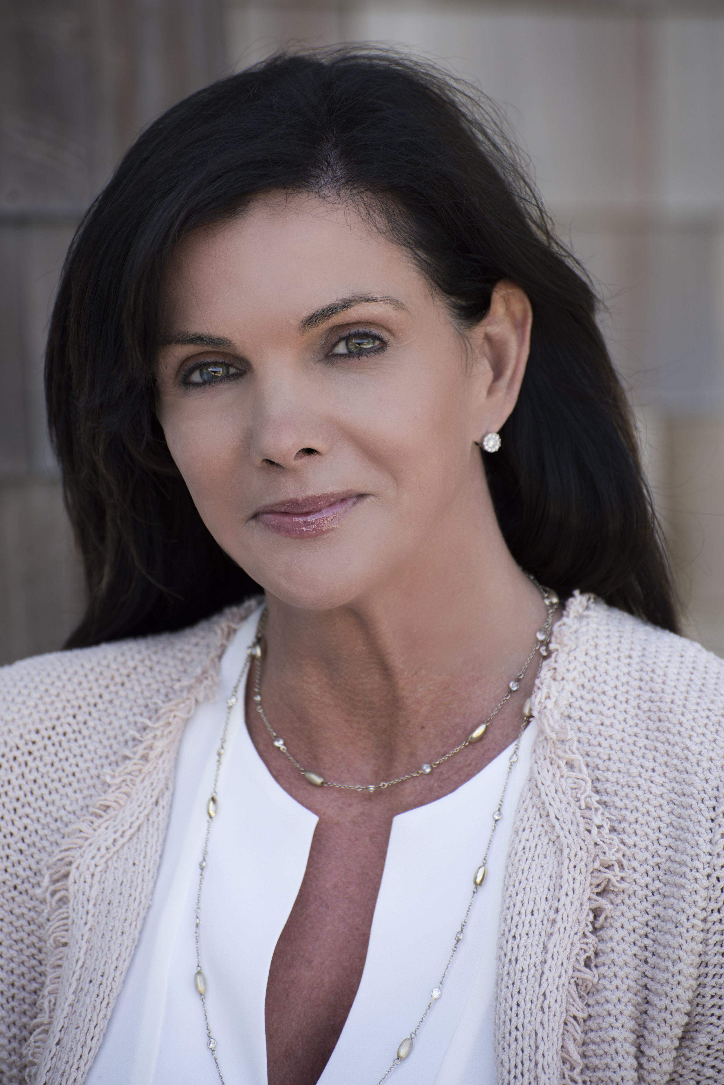 Amy Hill's Instagram, Twitter & Facebook on IDCrawl