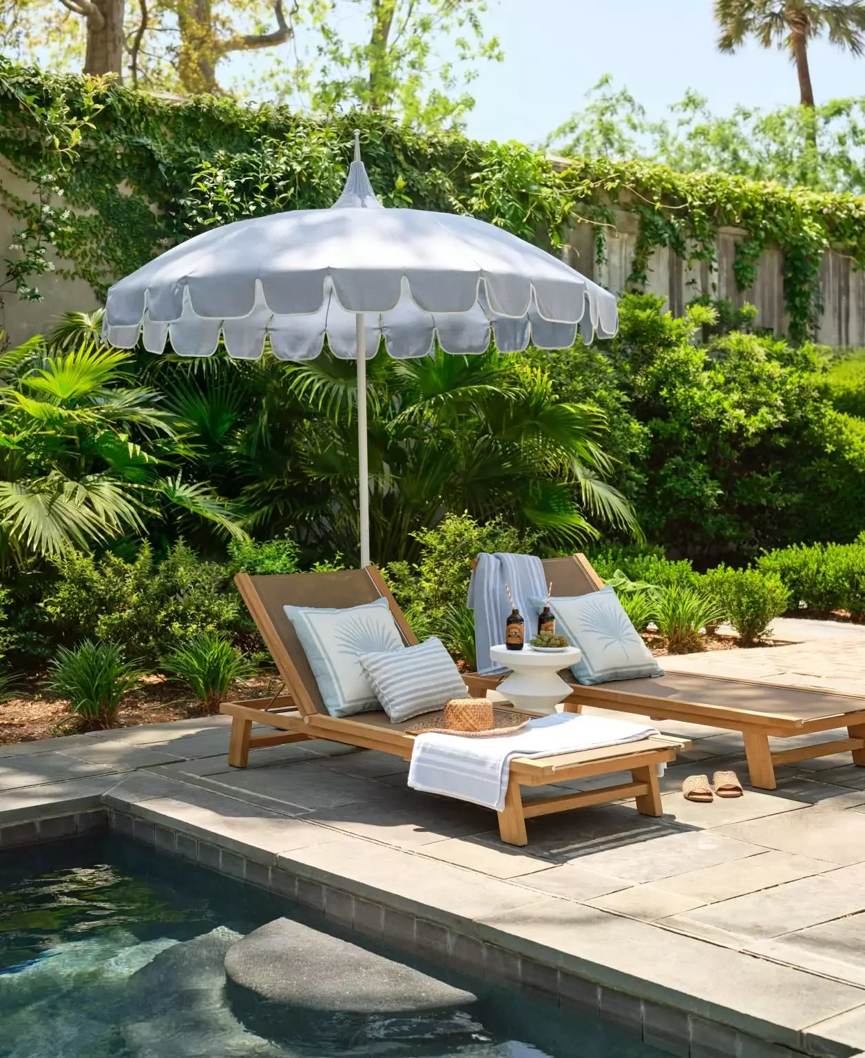 Outdoor_8_12.webp