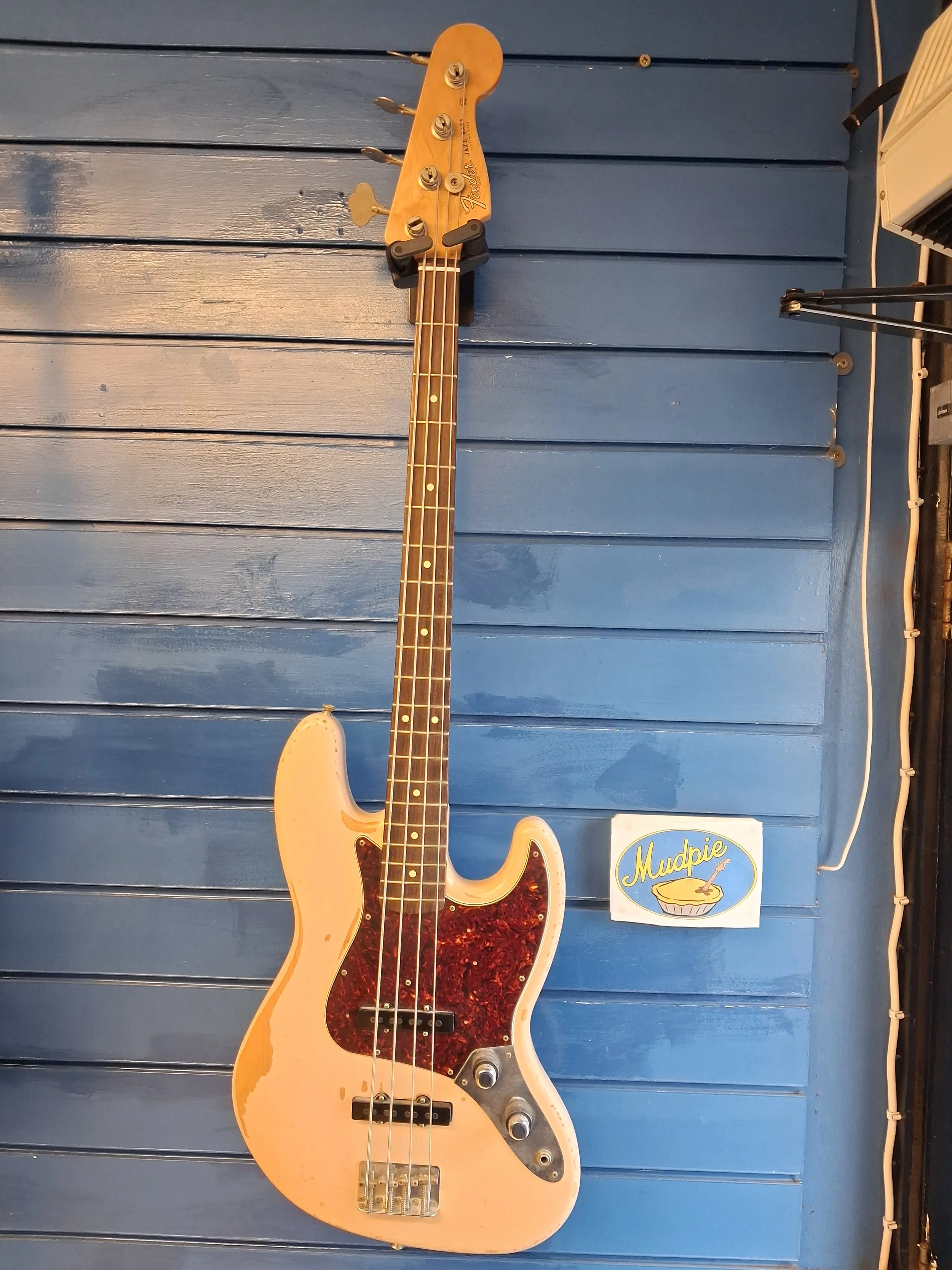 Fender Flea Jazz Bass
