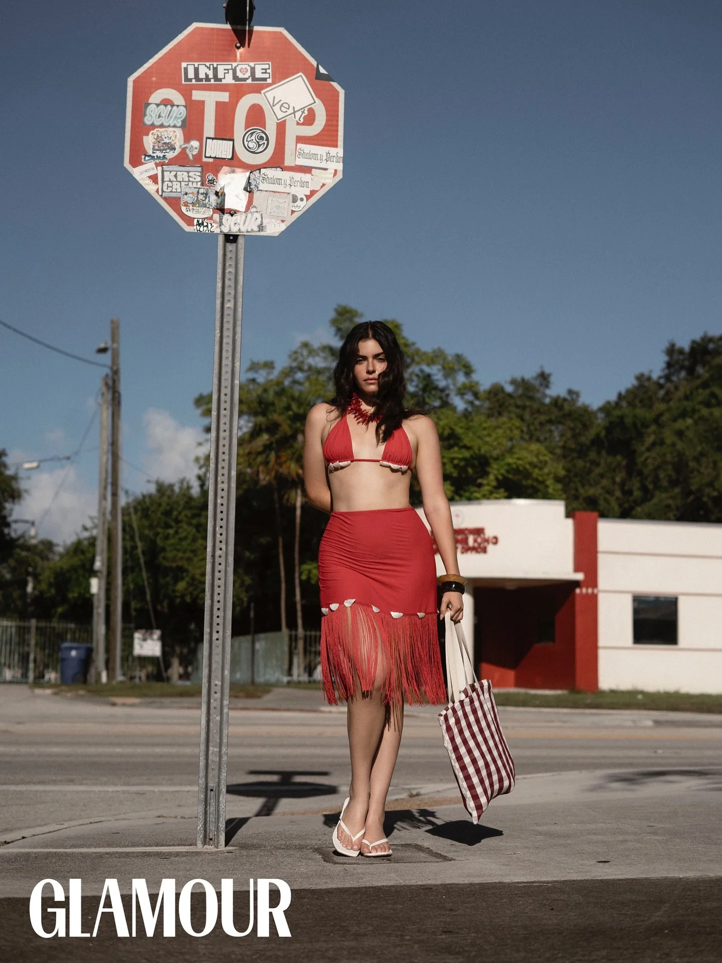 lady in red ❤️

#editorial #swimwear #resort #glamourmagazine