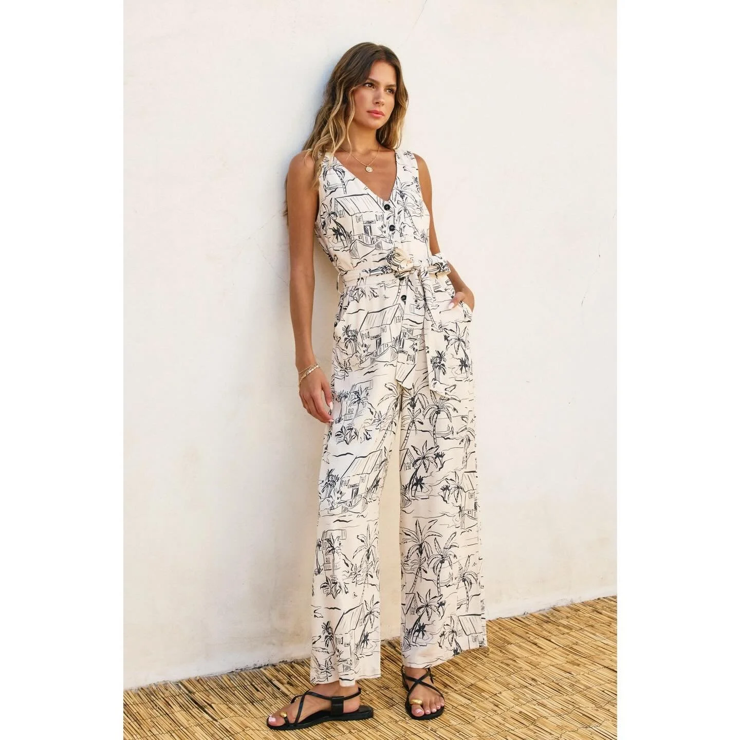 new arrivals every week 

shop la playa jumpsuit in store &amp; online

depalmaworld.com

#jumpsuit #linenclothing #lino #resortwear #orlando