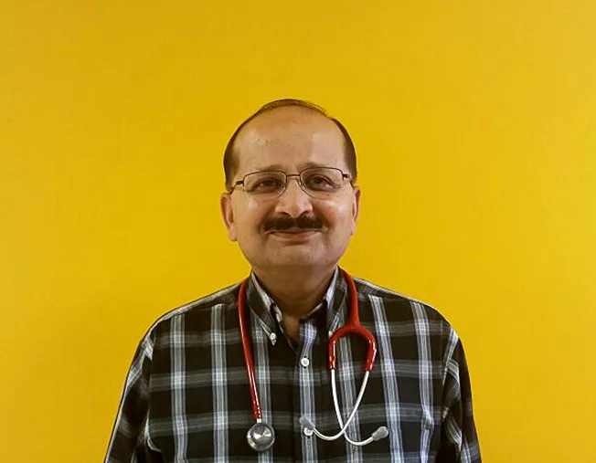 DoctorAmirDaud_Pediatrician_SehetBRMC_CalgaryNorthWestClinic.jpg