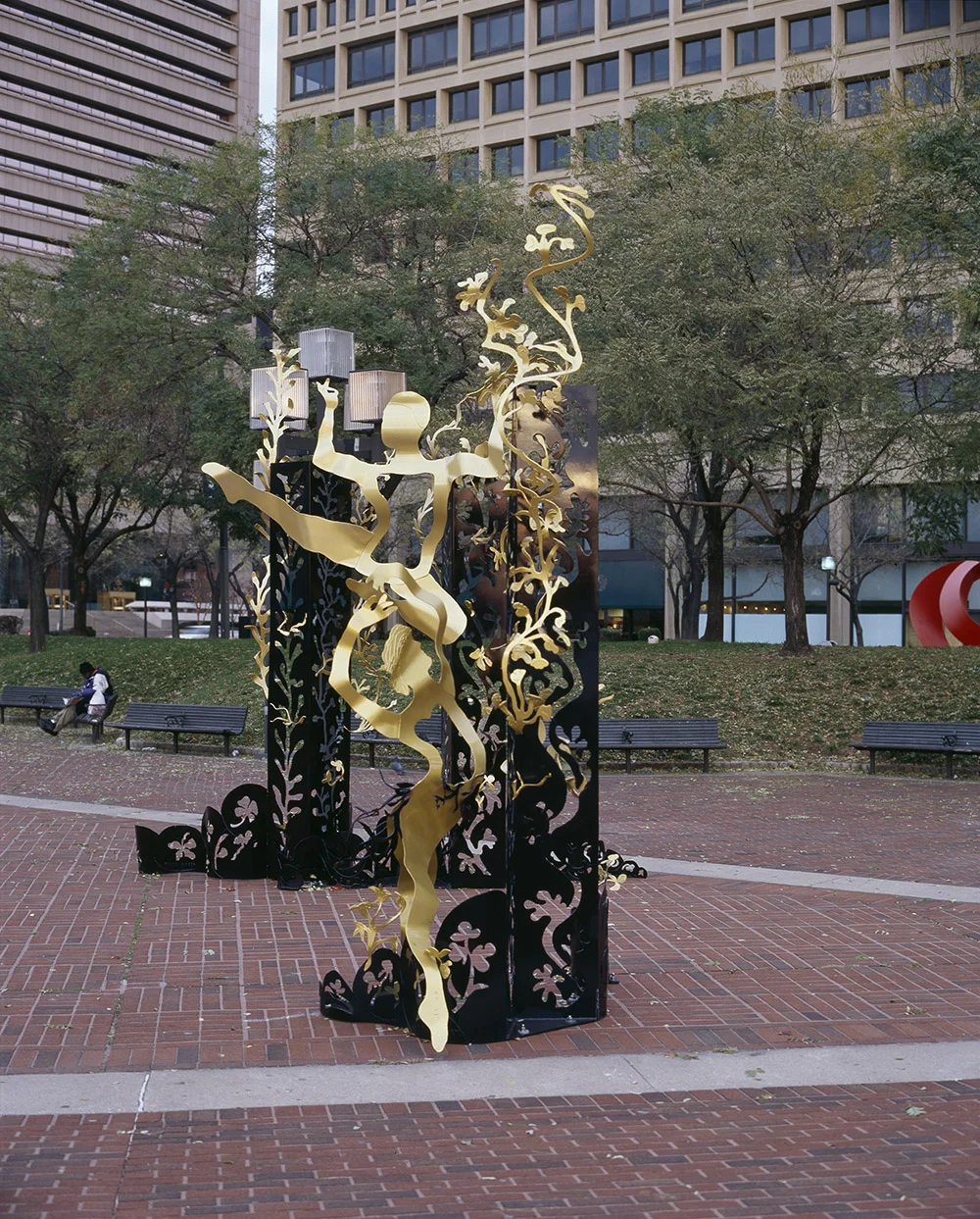 6.a-Ono-Yin-and-Yang-2006.-Painted-mild-steel-2-sculptures-396.2-x-167.6-x-45.7-cm.-and-498-x-274-x-244-cm-x.jpg