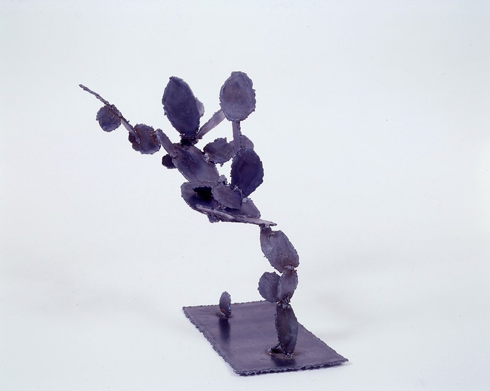 14.b-Ono-Flying-Cactus-1997.-Steel-53.3-x-61-x-25.4-cm-x.jpg