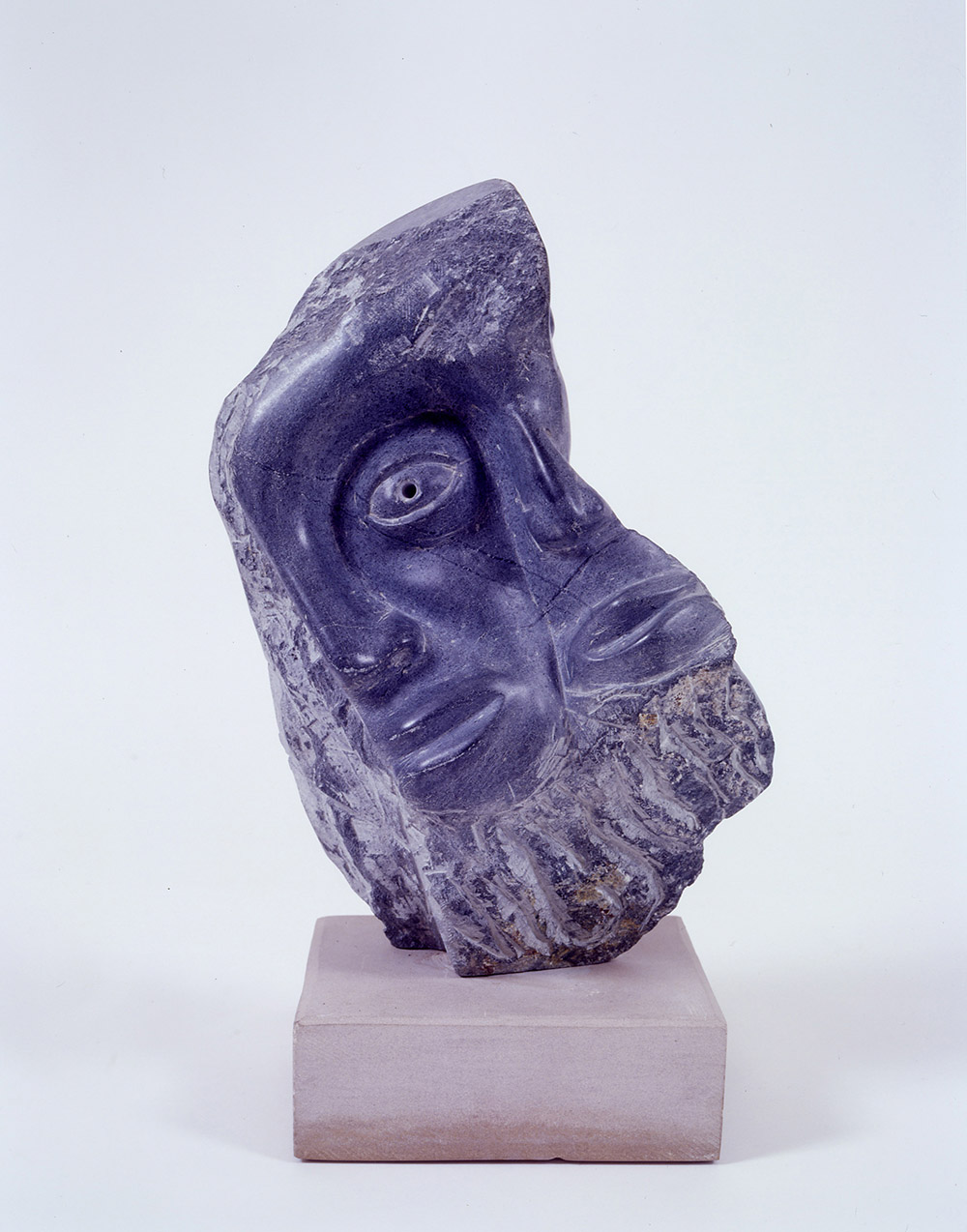 24.c-Ono-Memories-1986.-Soapstone-55.9-x-38.1-x-27.9-cm-x.jpg