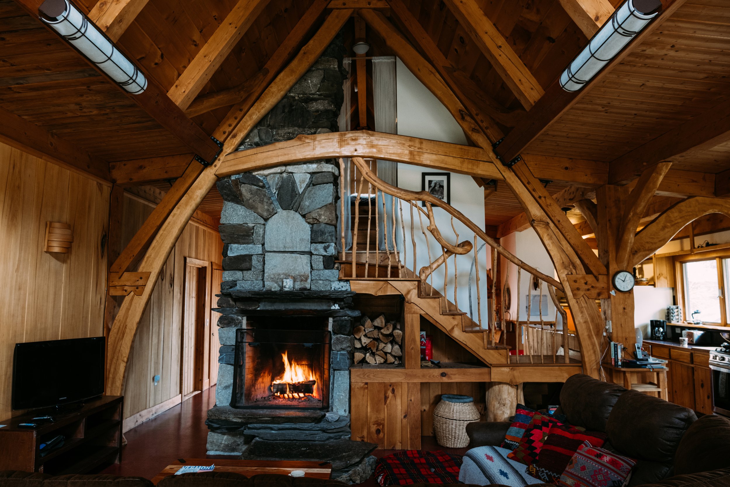 MainRoom_DreamCatcherCabin_WestmoreVT_PeteCurialle_1351.jpg