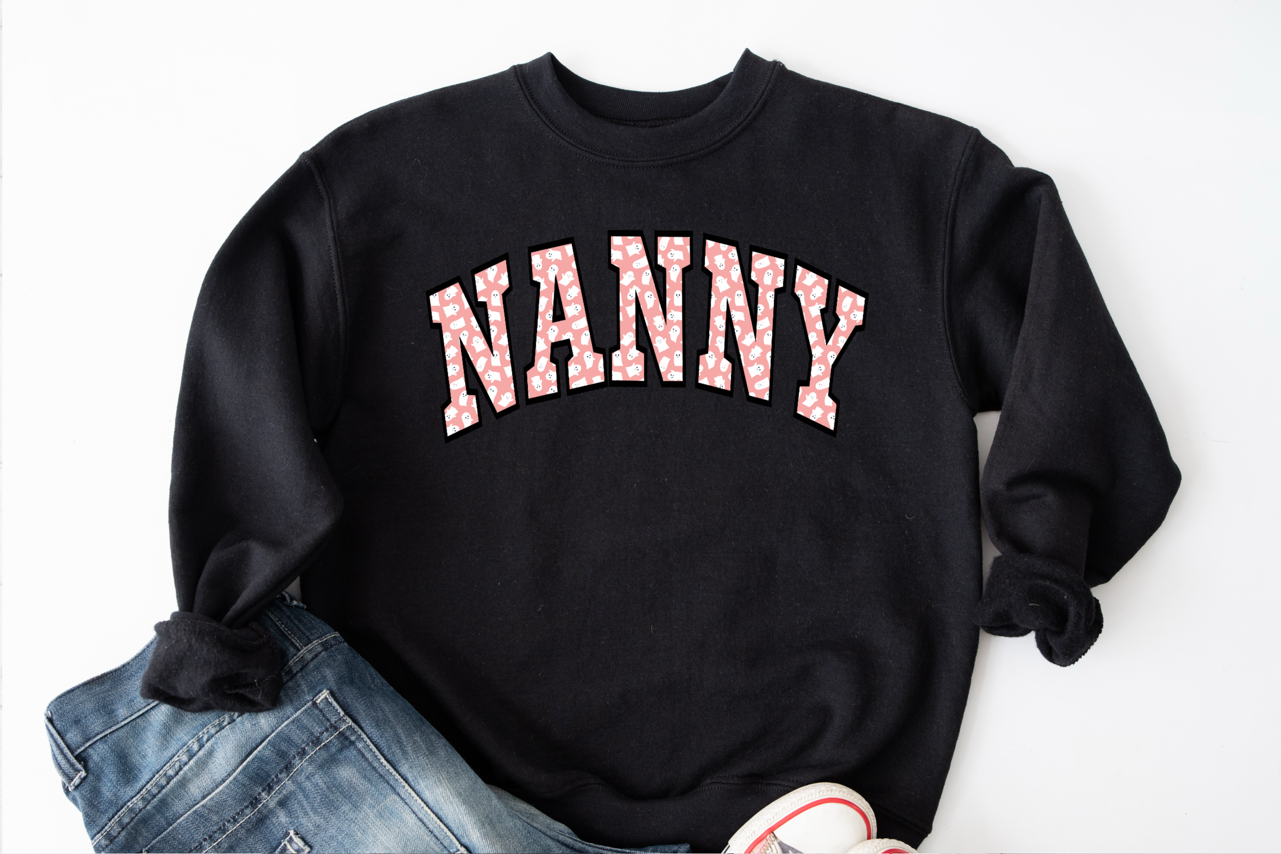 sweatshirt halloween pink ghosts.PNG