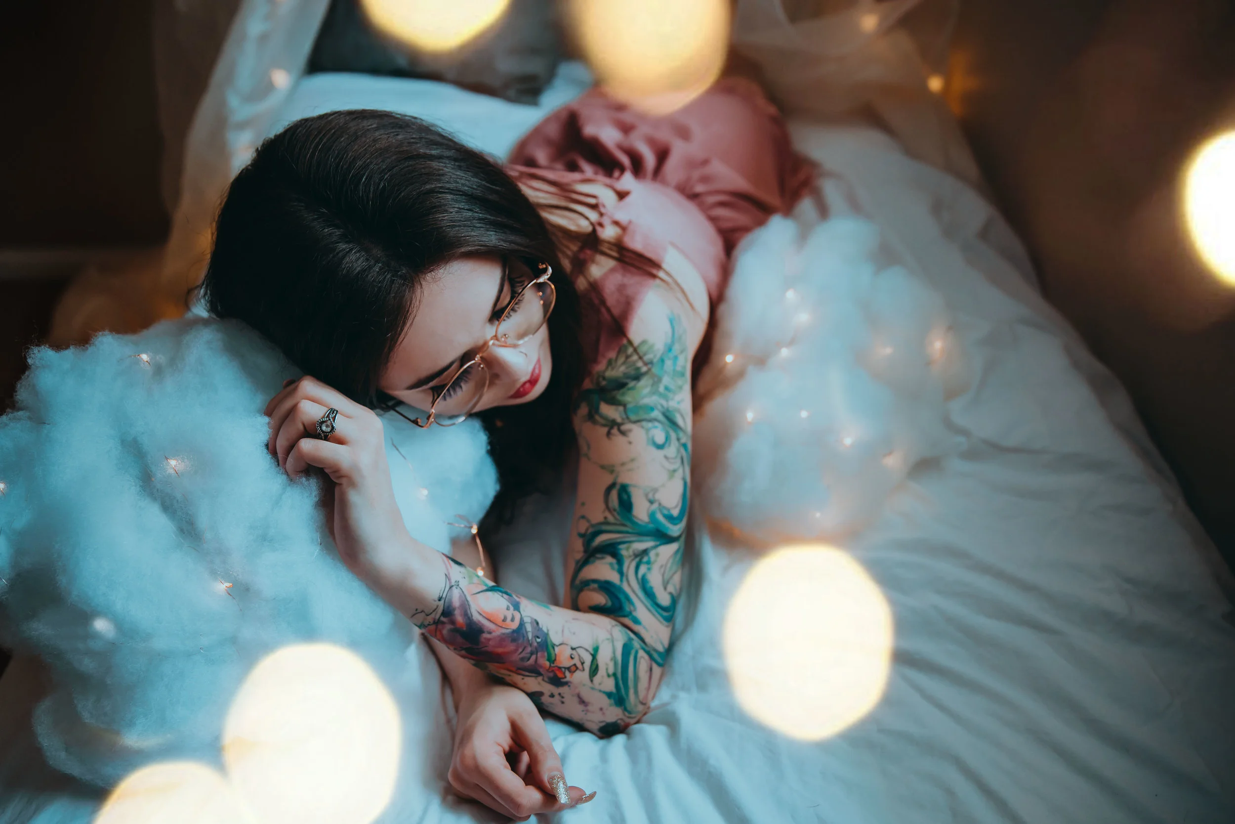 GH Photography Light Bokeh Boudoir Shoot-12.jpg