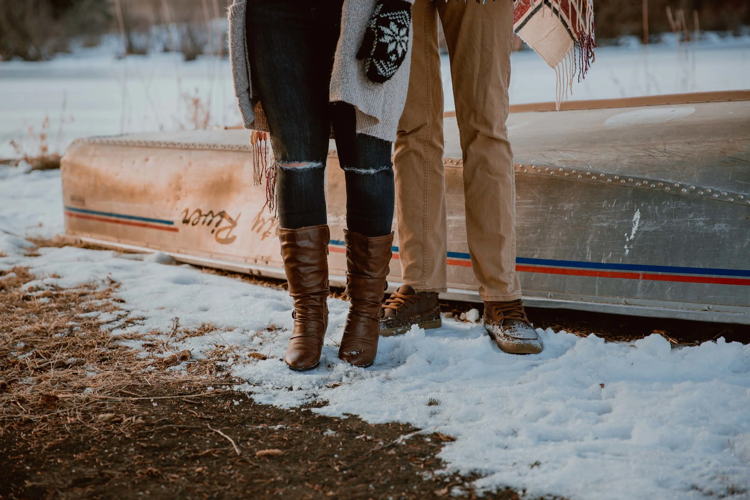 GH Photography Sunrise Hawrelak Park Engagement Session-11.jpg