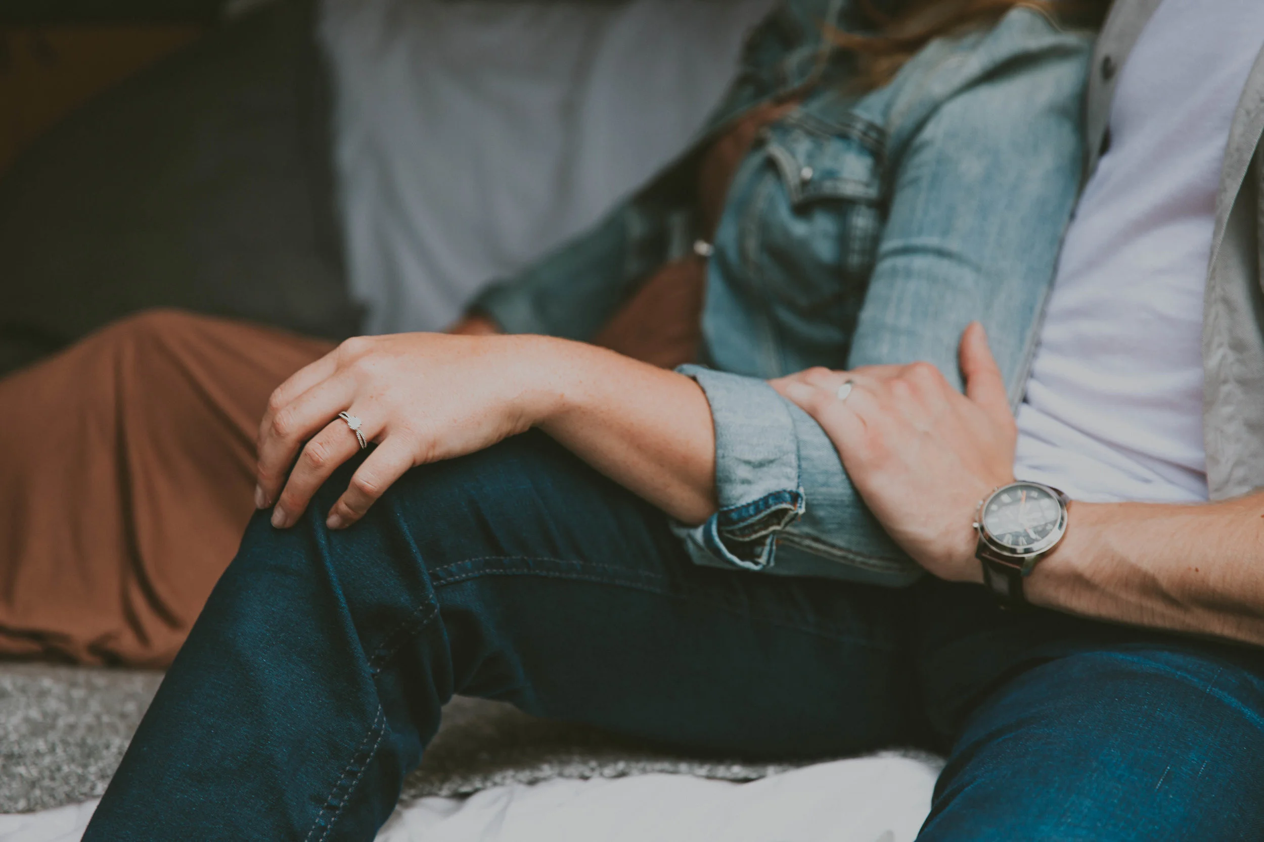 GH Photography Edmonton Hippy Van Engagement Session7.jpg