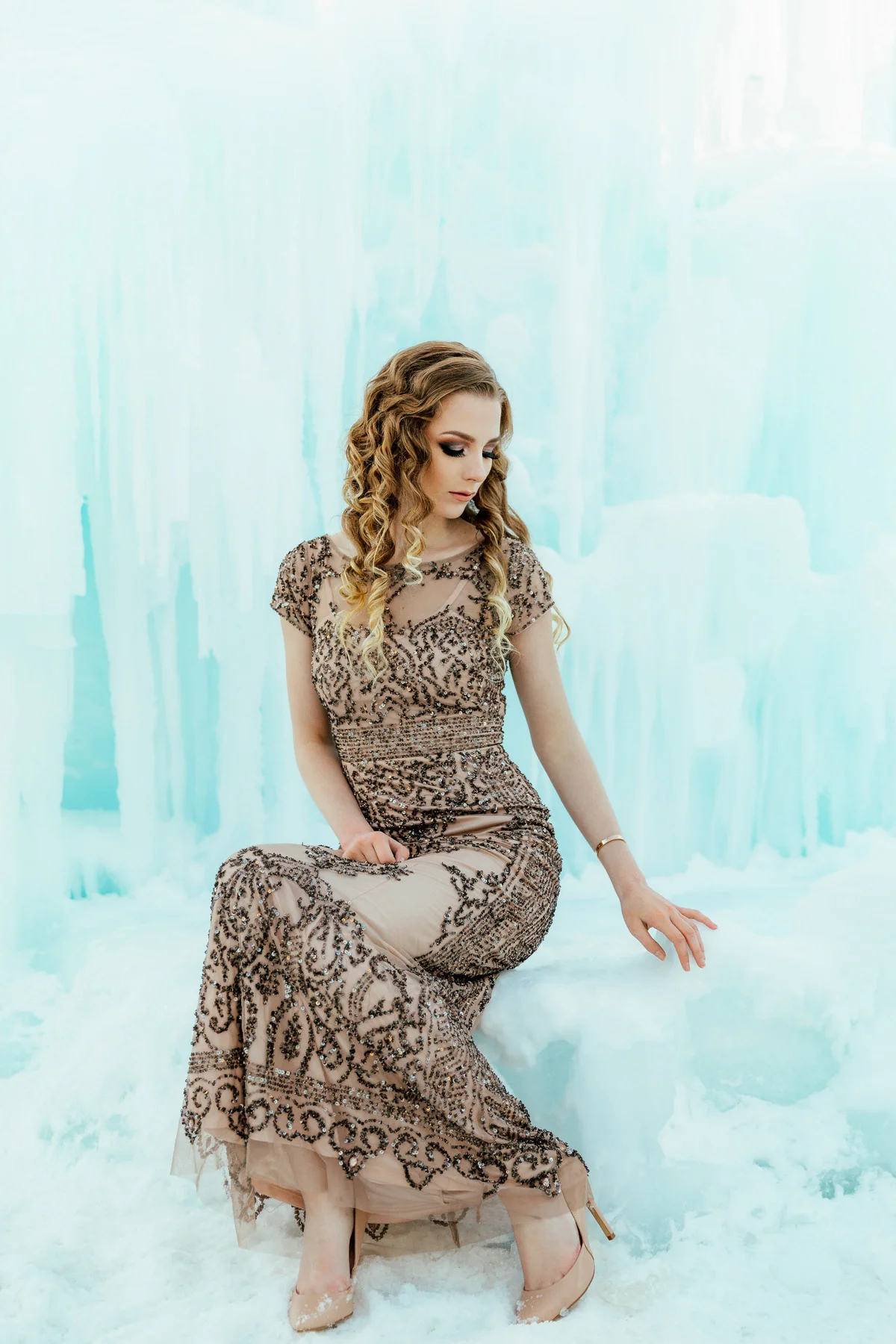 GH_Photography_Ice_Castle_Fashion_Edmonton-2.jpg