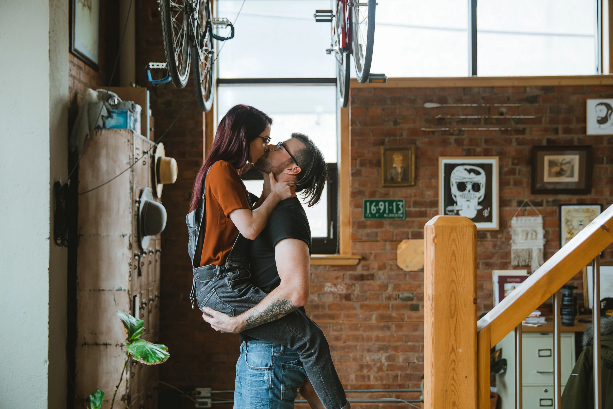 GH Photography Edmonton Intimate Indoor Couples Shoot-8.jpg