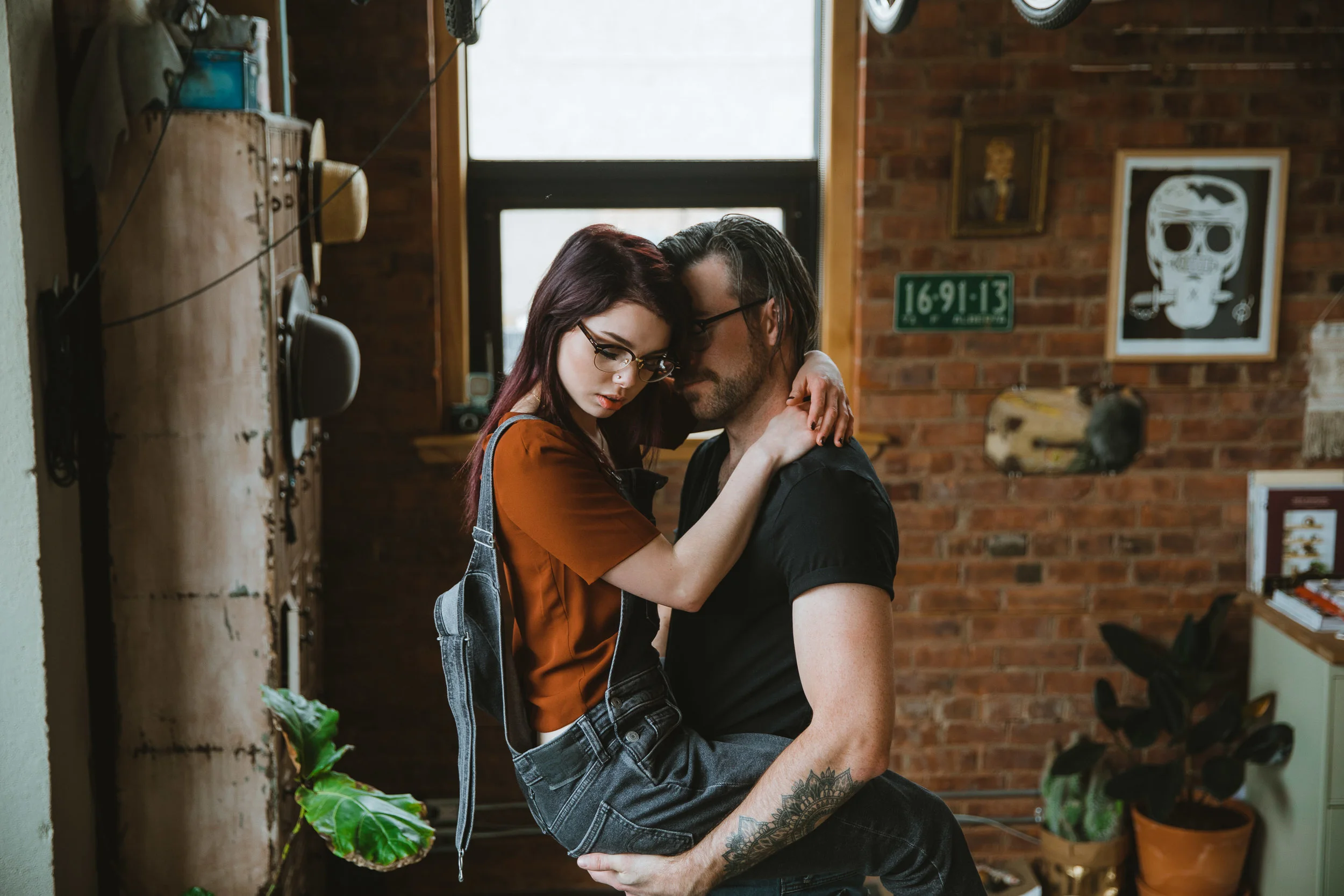 GH Photography Edmonton Intimate Indoor Couples Shoot-12.jpg