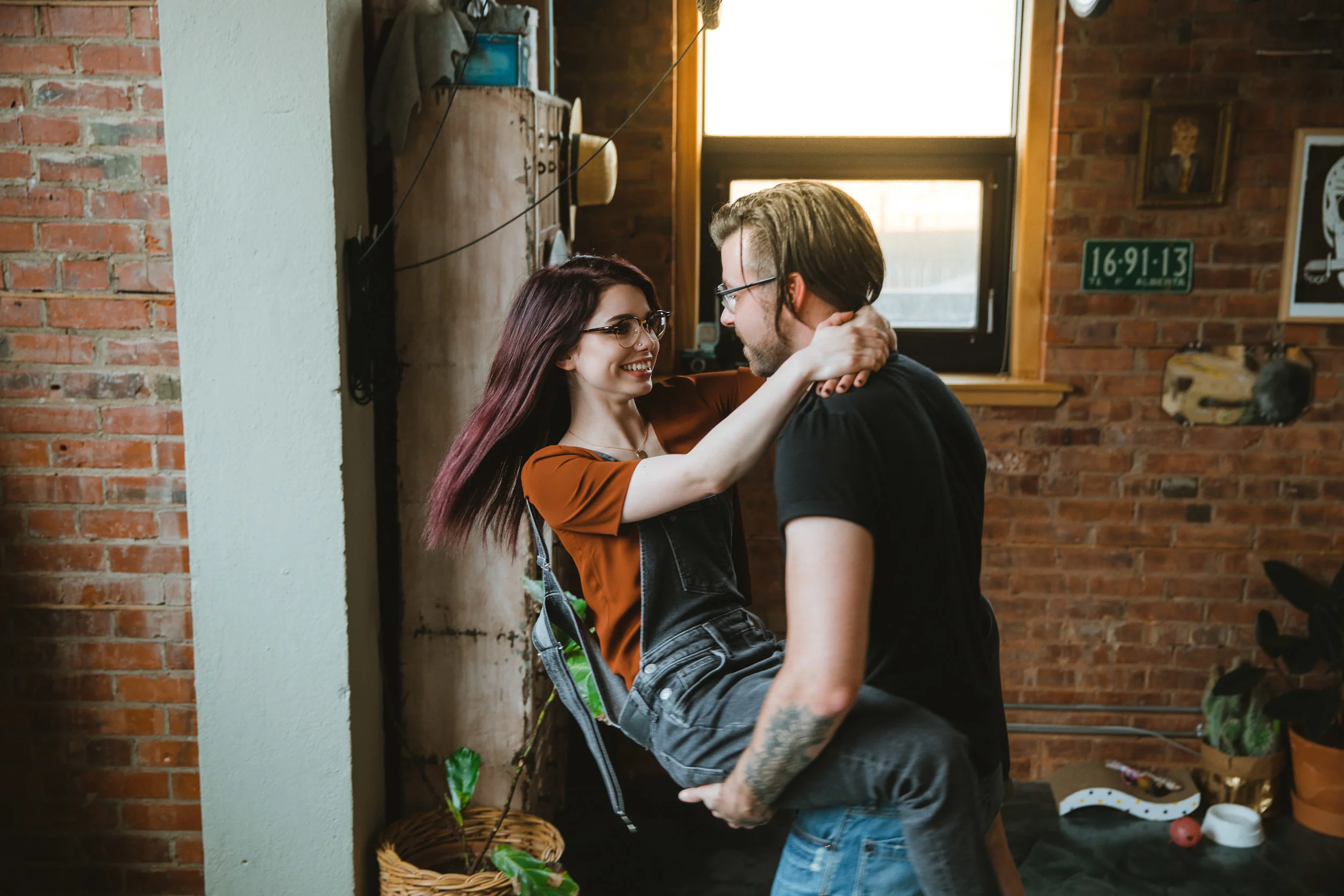 GH Photography Edmonton Intimate Indoor Couples Shoot-15.jpg