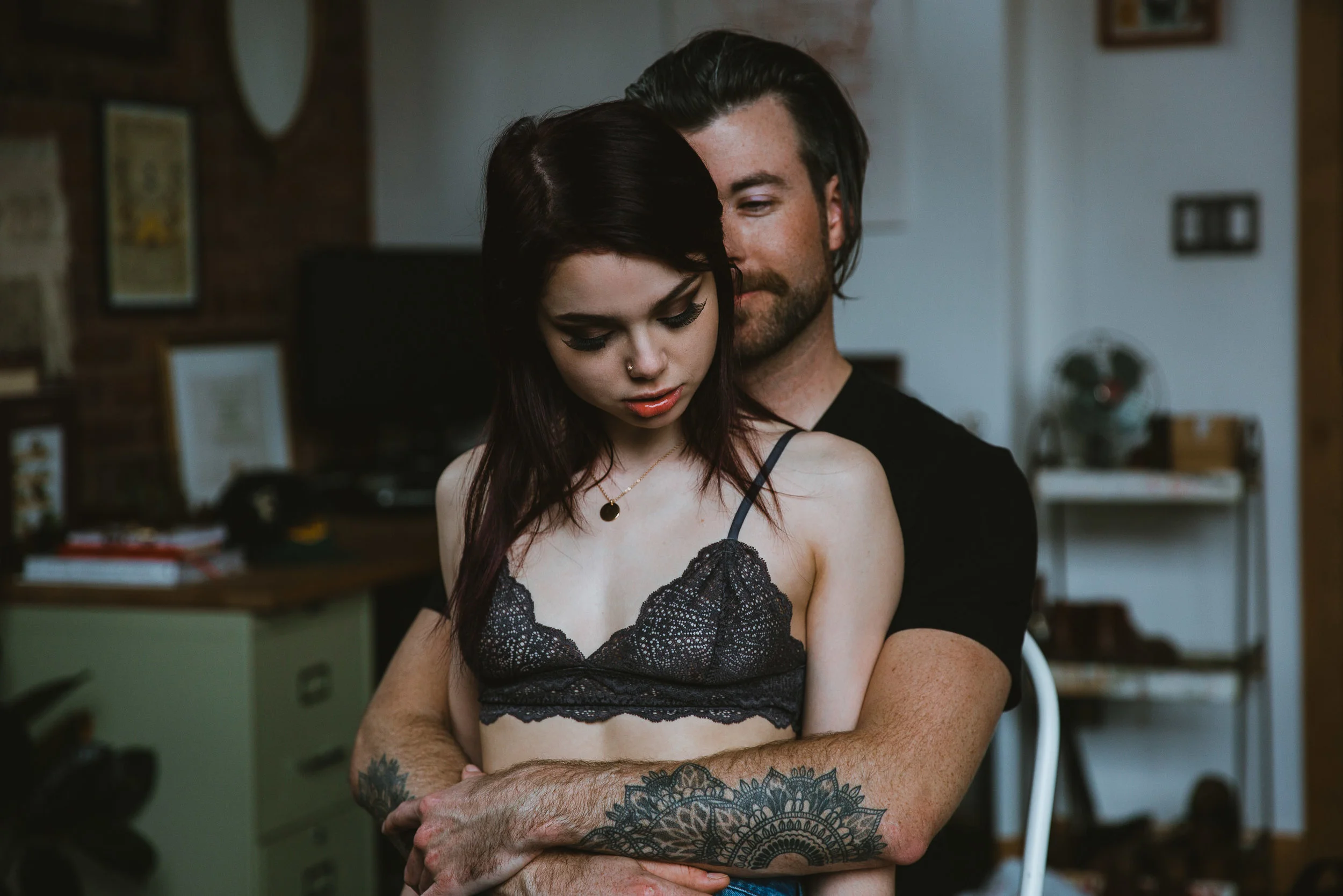 GH Photography Edmonton Intimate Indoor Couples Shoot-125.jpg