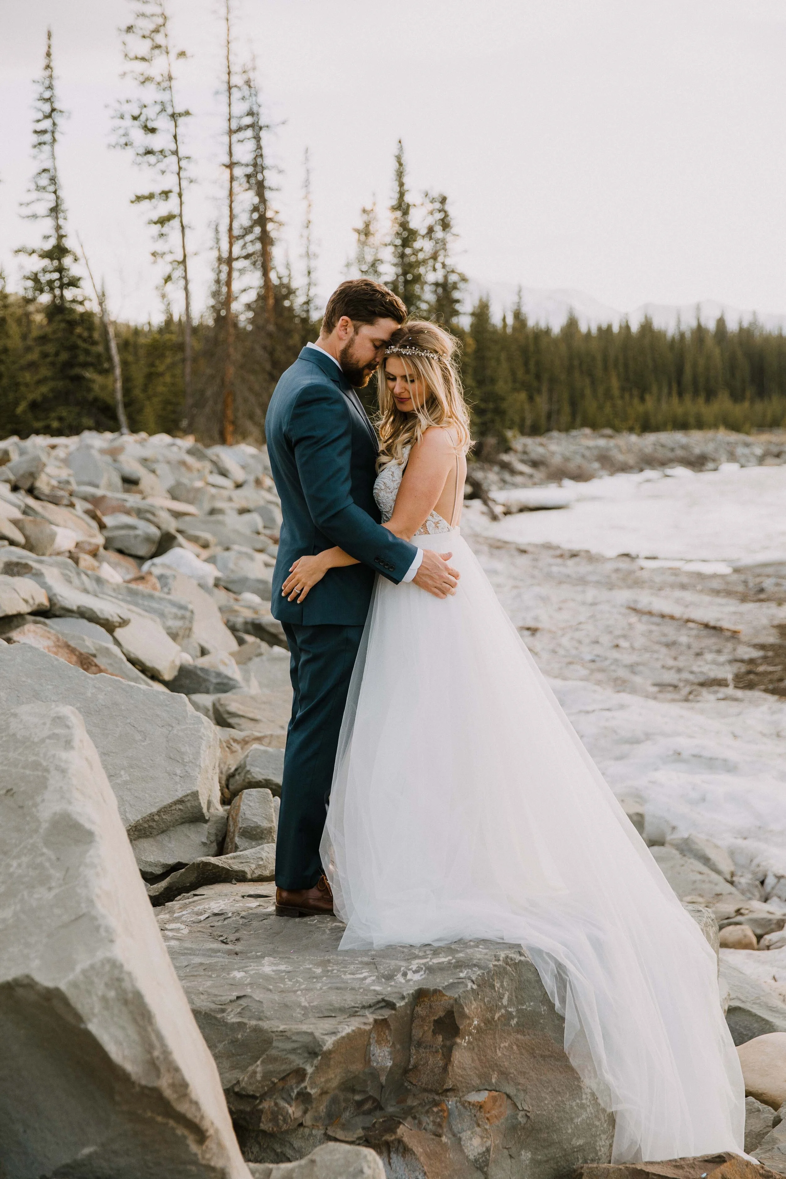 GH Photography Creek Side Mountain Elopement Wedding Photos-22.jpg