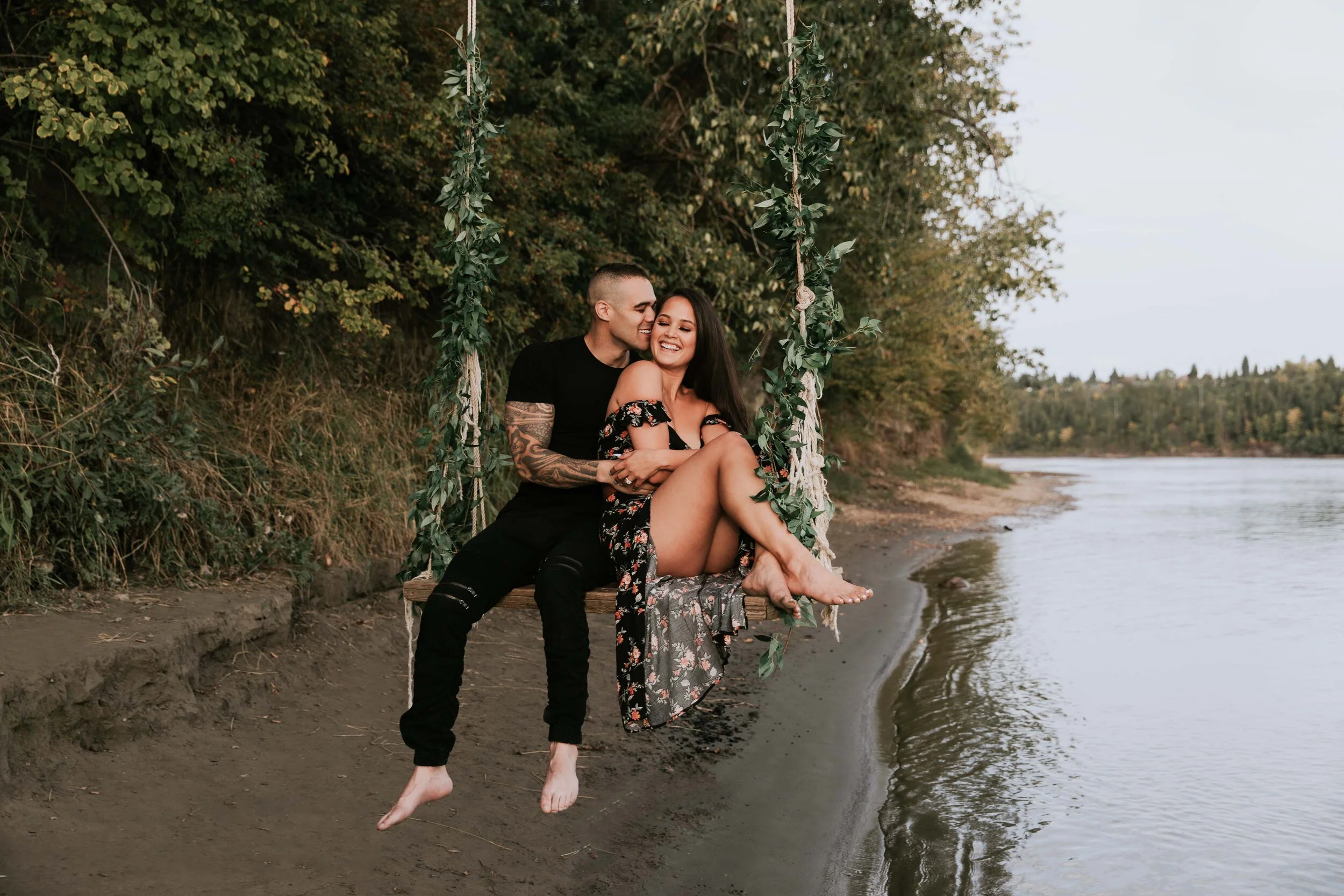 GH Photography Intimate Lifestyle Session on the Riverbank-2.jpg