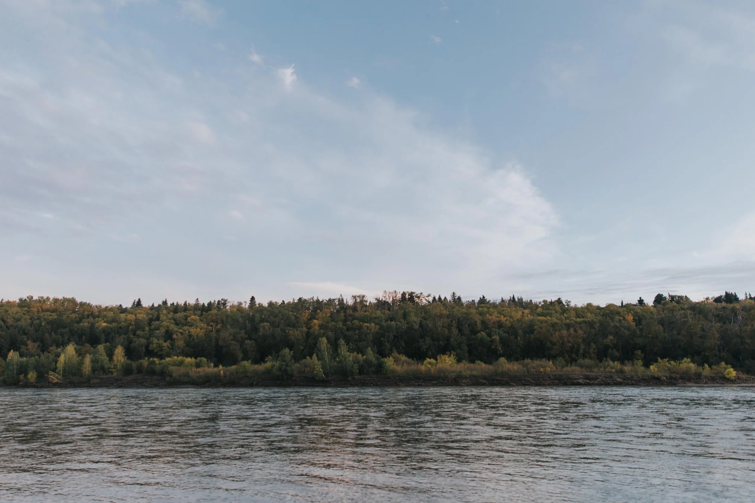 GH Photography Intimate Lifestyle Session on the Riverbank-16.jpg