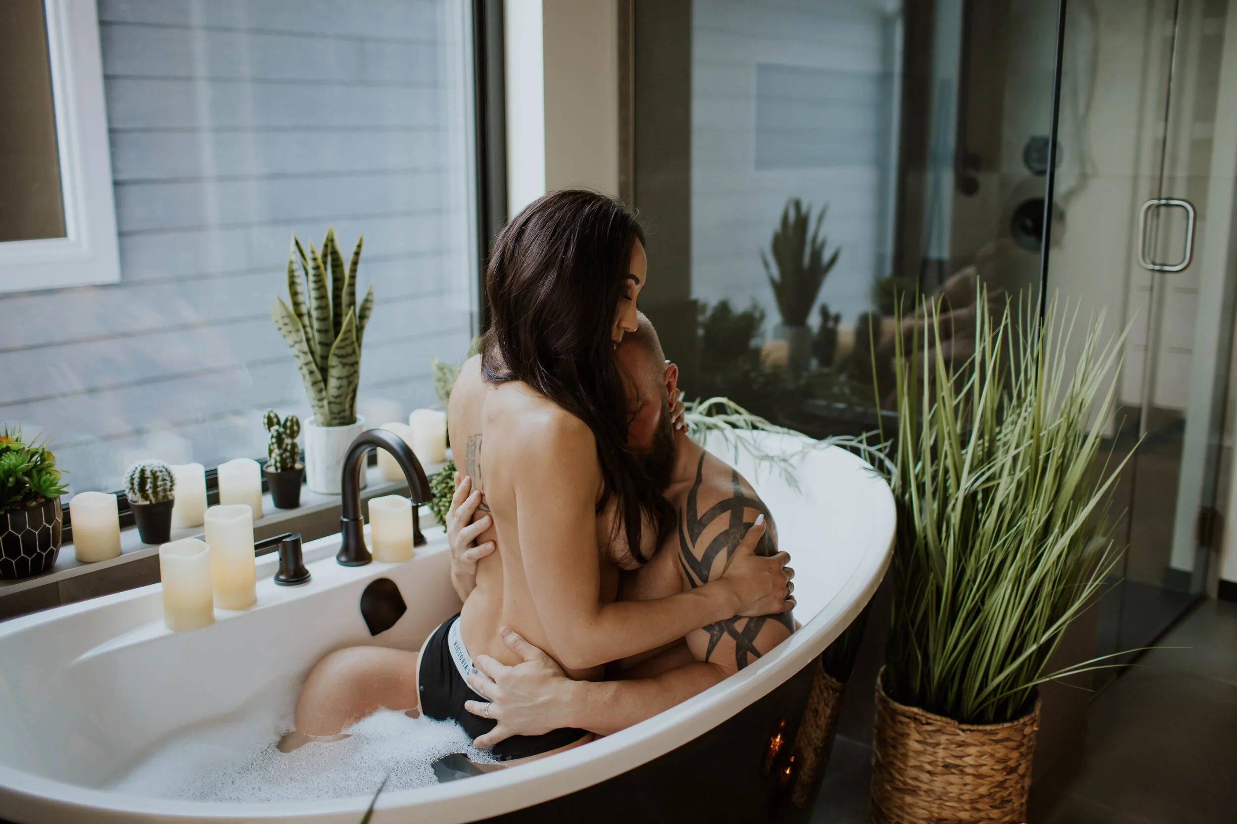 GH Photography In Home Intimate Couples Session Boudoir-10.jpg