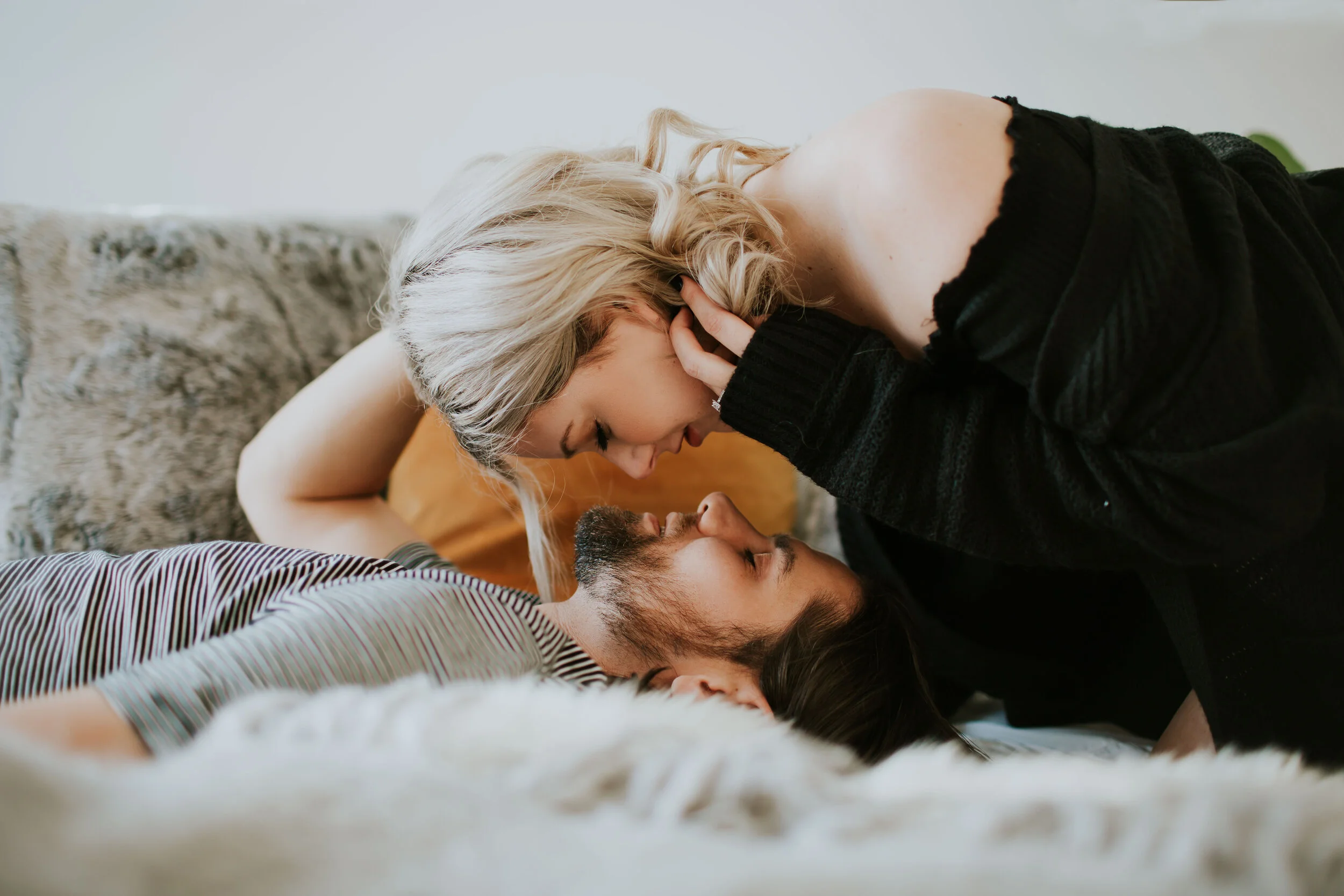 GH Photography In Home Engagement Session Bedroom Intimacy-12.jpg